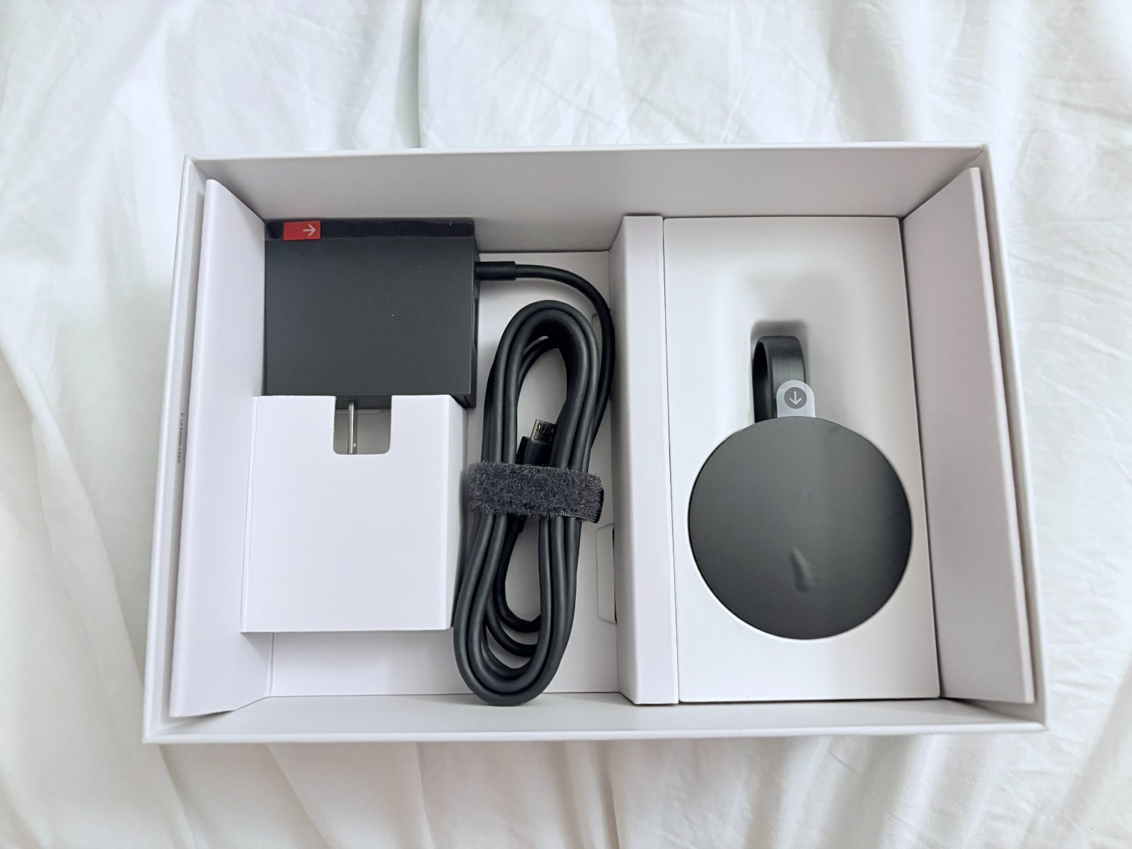 Google Chromecast Ultra 4K TV streamer New USA Open Box GA3A00403A1 NC2-6A5-D
