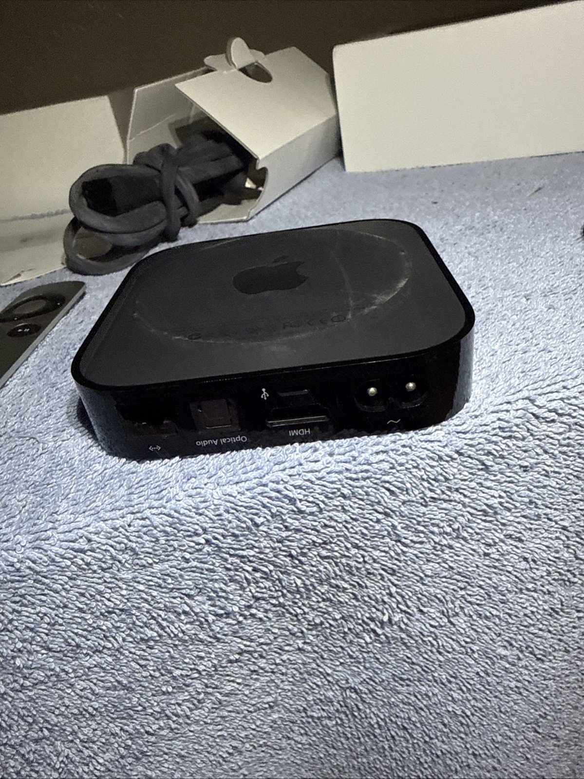 Apple TV 3rd Gen Generation Model A1427 w/ Remote & Power Cord HD Media Streamer