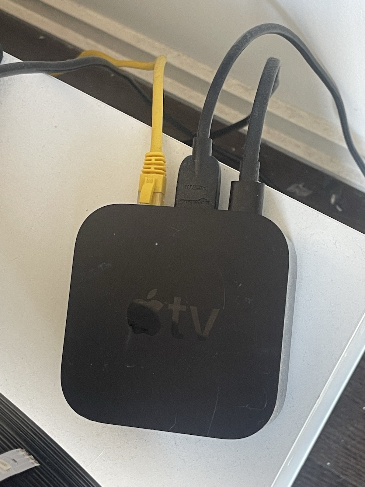 Apple TV Media Streamer Wireless HDMI Ethernet Black Silver with Remote