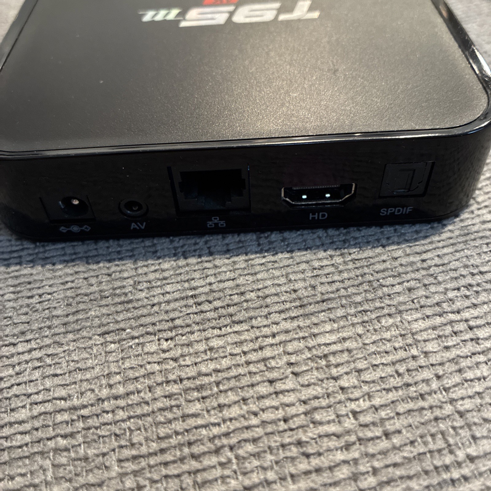 T95M 1G/8G Android 6.0 Smart TV Box Amlogic S905X Quad Core Support 4K HDMI