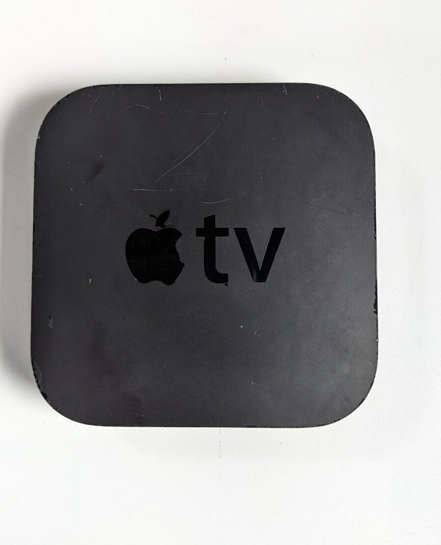 Apple TV 2nd Gen (A1378) 720p w/ generic remote control
