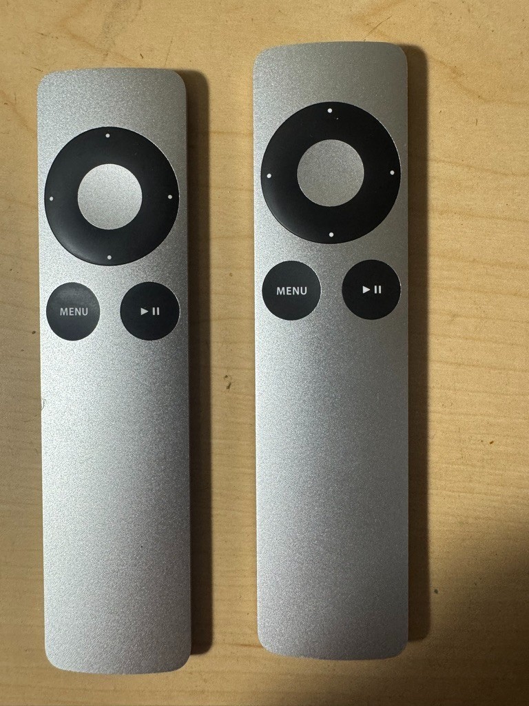 Lot of 4x Apple TV A1469 + 2x Apple TV Remote A1294 | Reset | Tested