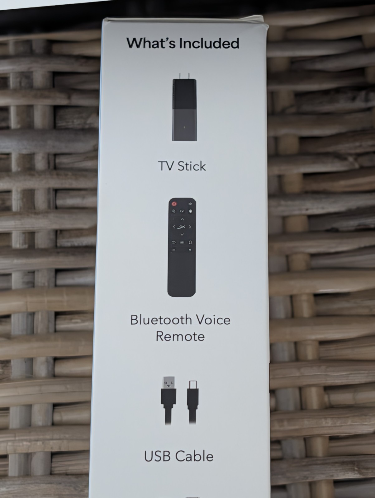 Smart TV Stick 4K UHD Chromecast Built in Android TV Google Assistant Remote