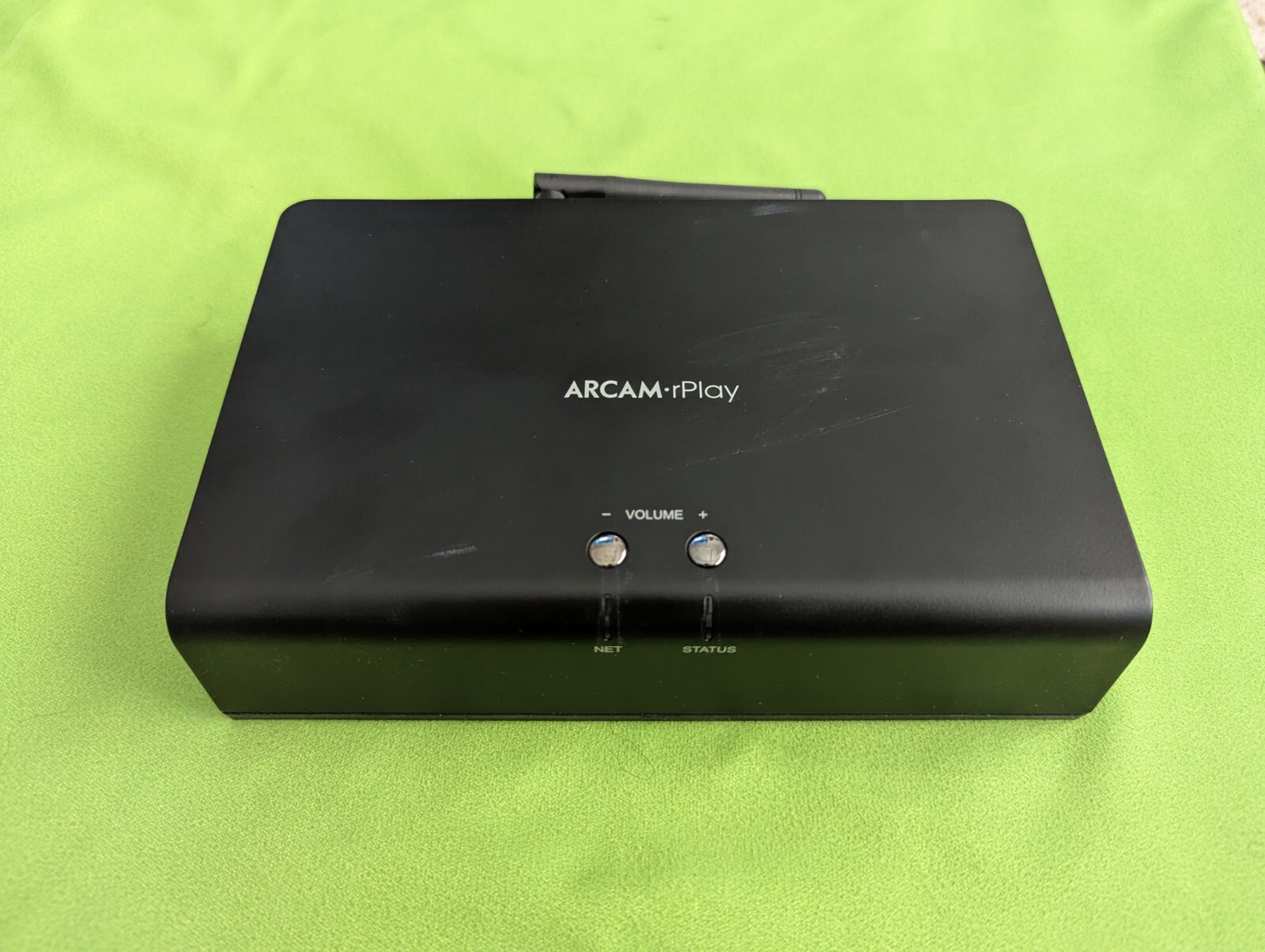Arcam rPLAY Wireless audio streamer (Wi-Fi, Apple AirPlay, and DTS Play-Fi)