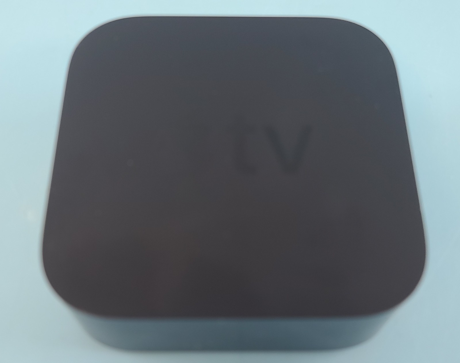 Apple TV HD 4th Gen A1625 MR912LL/A 2GB RAM 32GB w/Power Cable and A1294 Remote