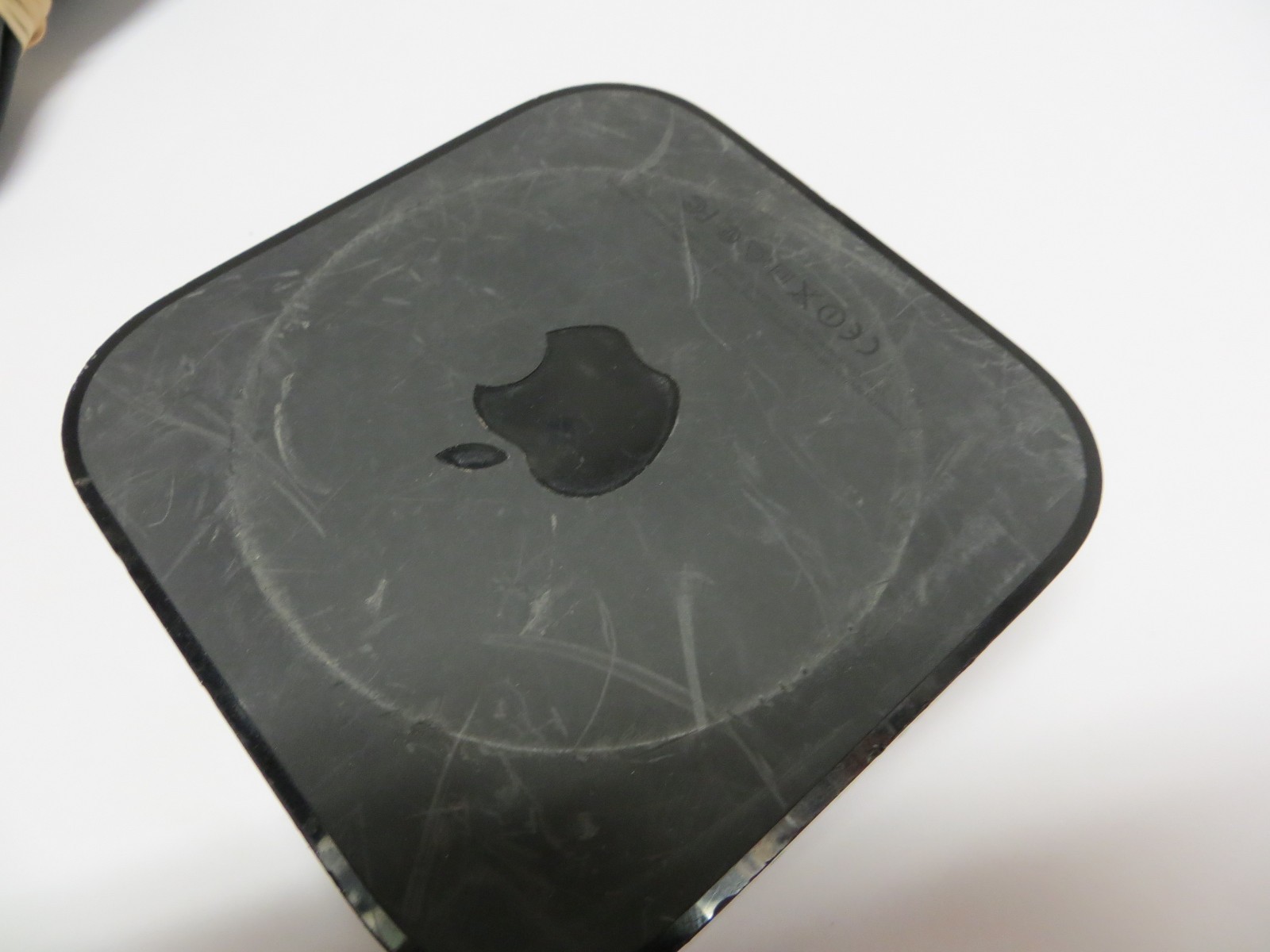 Apple TV 4th Gen HD HDMI Media Streamer A1625 Unit Only No Remote