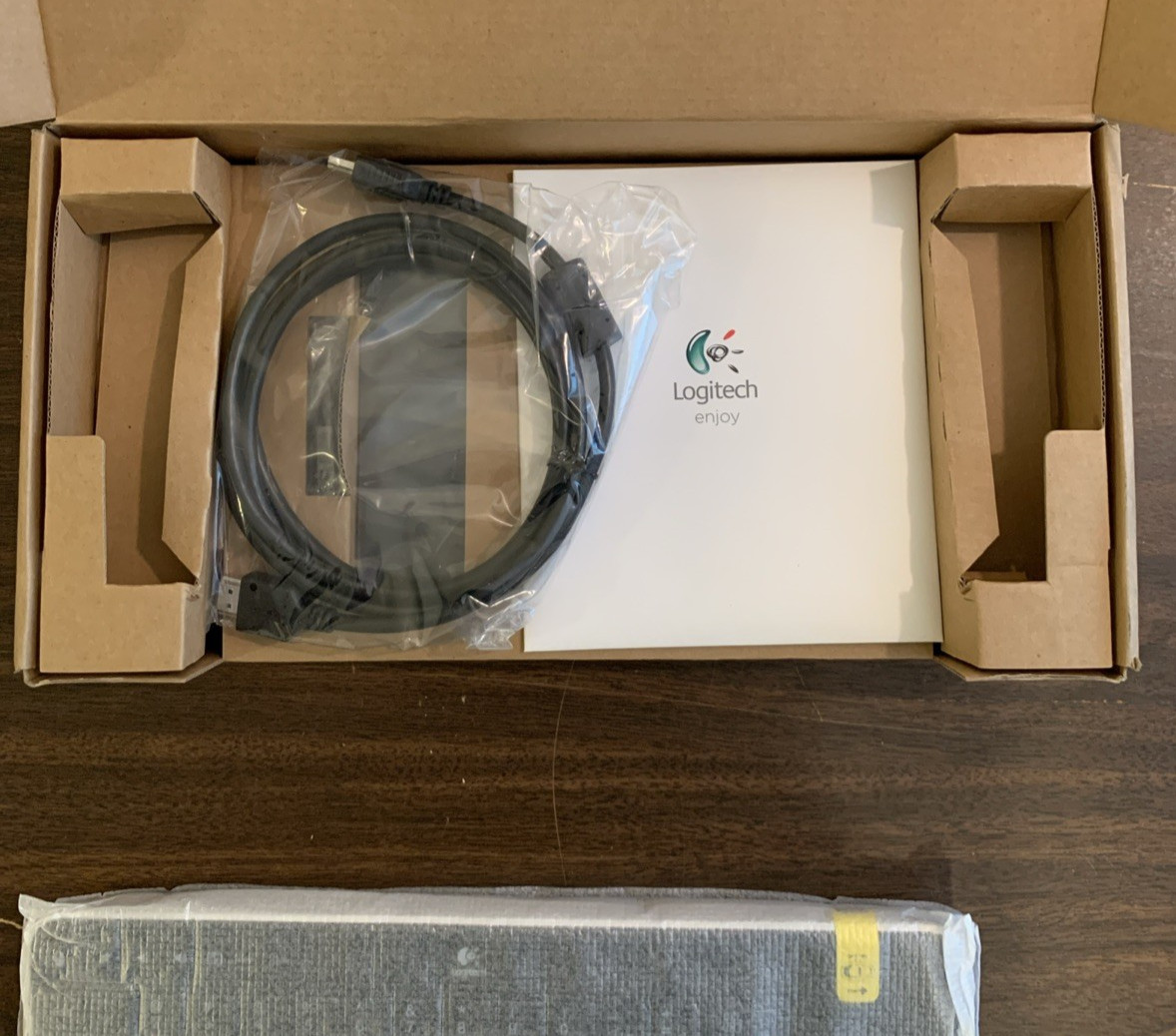 Logitech D-R0001 Revue Google Streaming Media Player New – NEW Rare Vintage Find