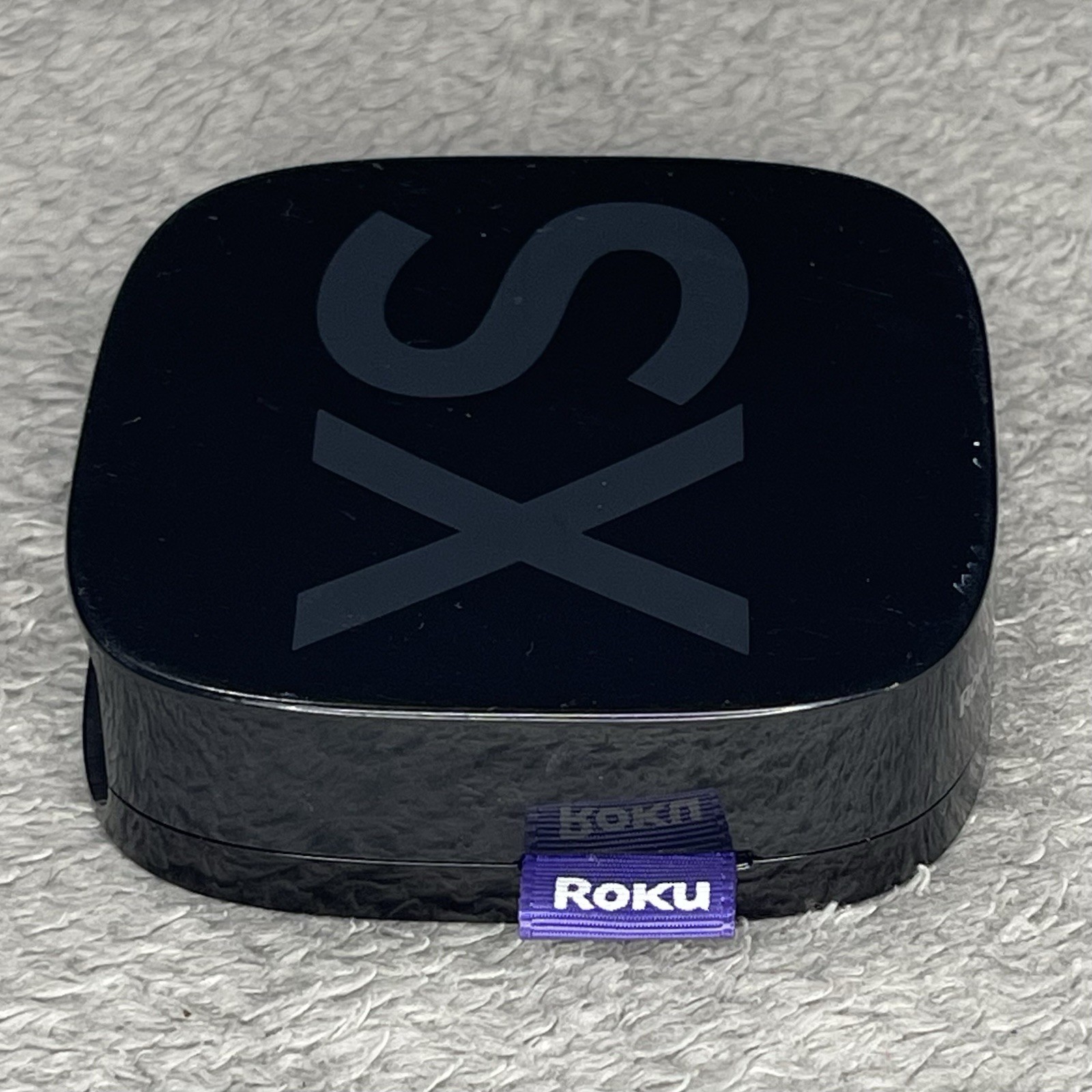 Roku 2 XS 2nd Generation Media Streamer 3100x AV Out w/ Remote & Power Supply