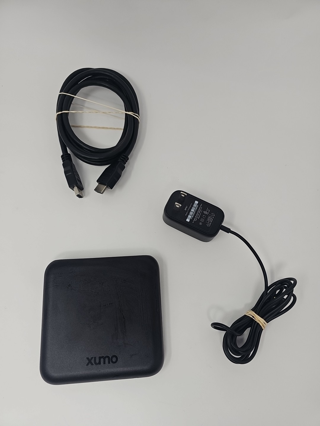 Xumo HDMI XiOne-SC(B) Stream Box 4K Ultra HD Streaming W/ POWER SUPPLY