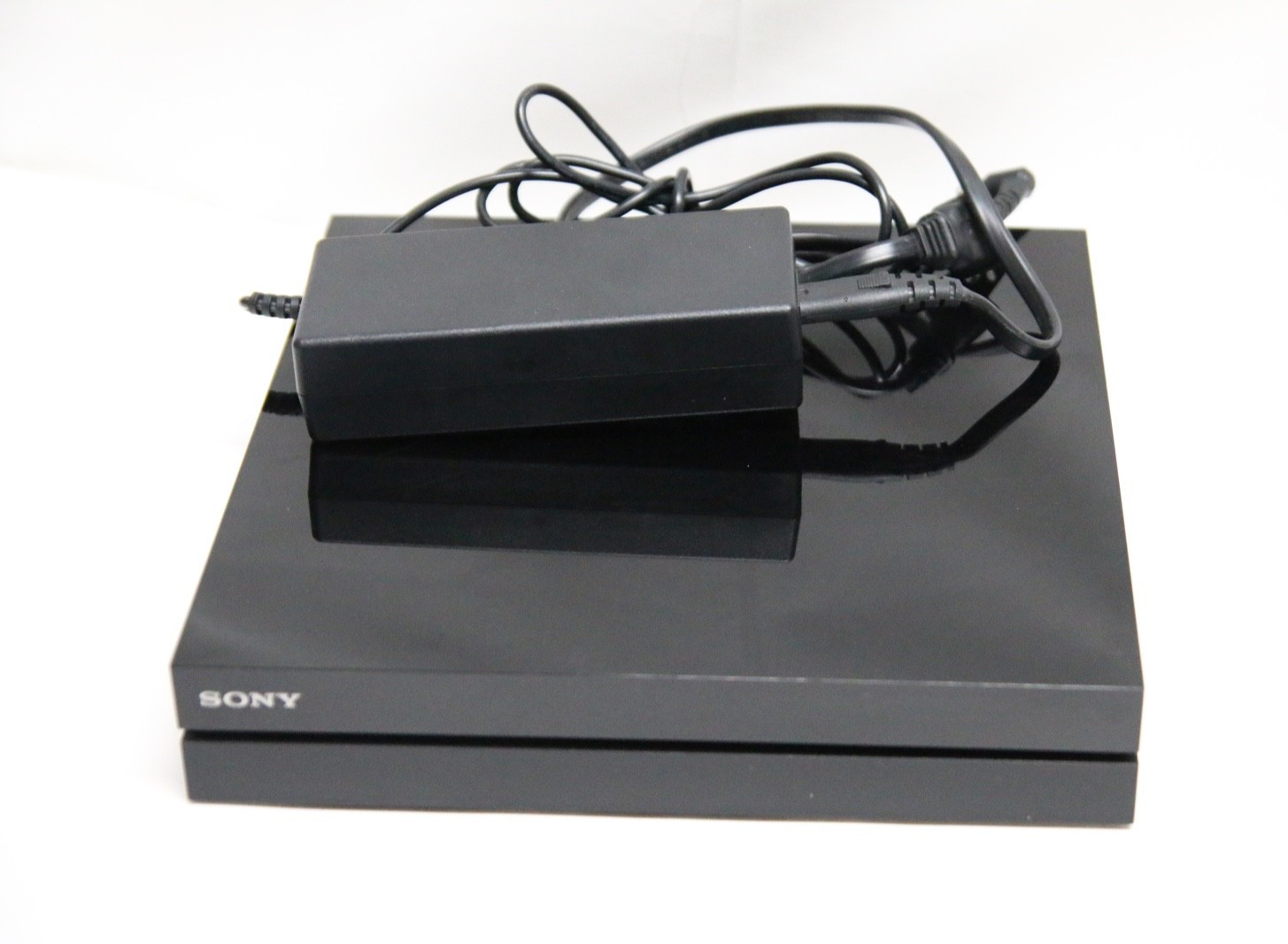 Sony 4K Ultra HD 1TB Streaming Video Player 2160p WiFi model FMP-X10 -No remote