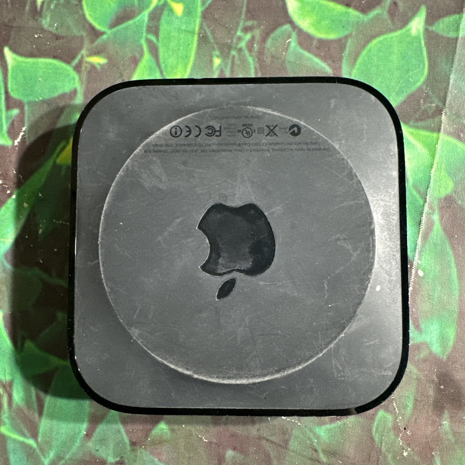 Apple TV First Generation with power cords & Remote! Rare Vintage Streaming Play
