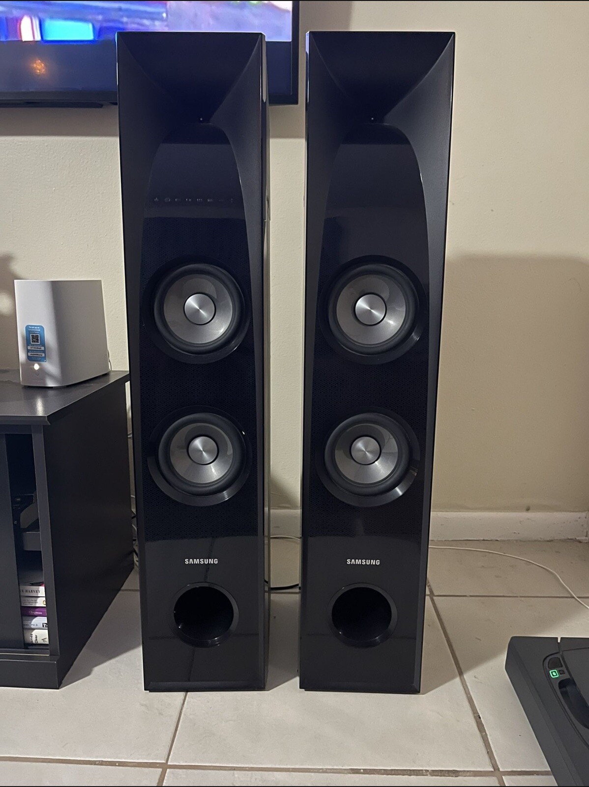 Samsung Donga Home Speakers