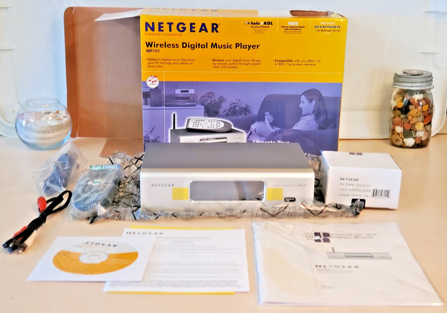 NetGear MP101 Wireless Digital Music Player. Media Streamer for MP3 WMA WAV. new