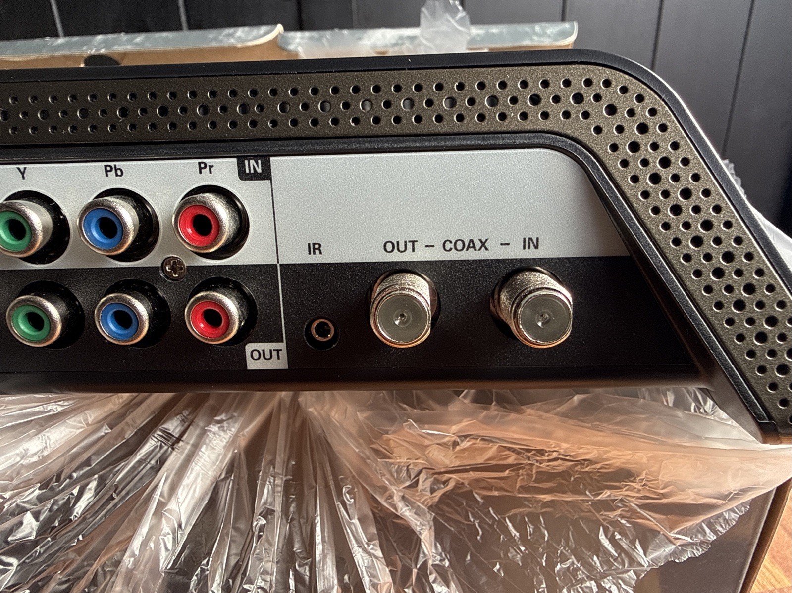 Slingbox Pro-HD SB300-100 Digital Media Streamer Used