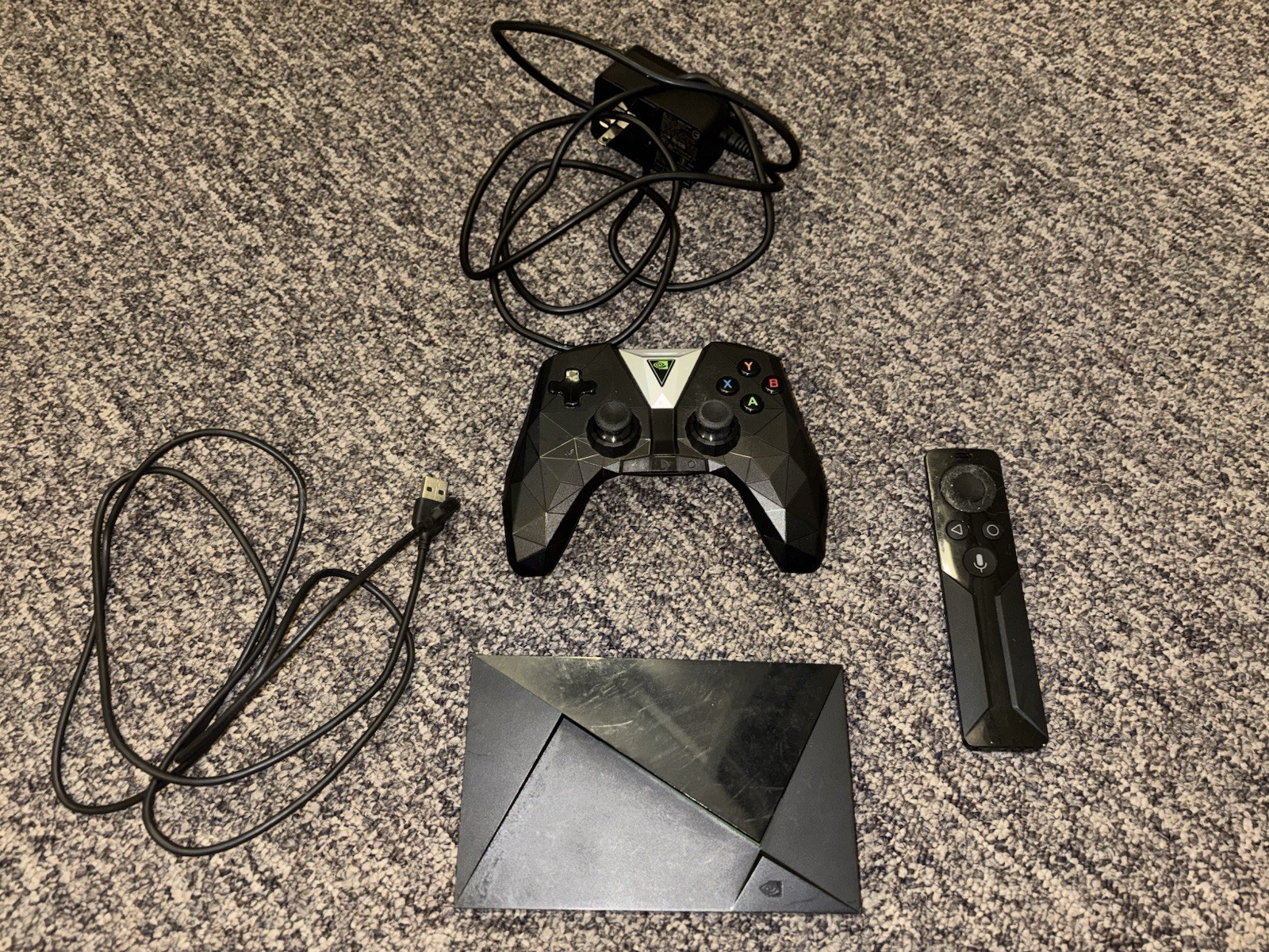NVIDIA Shield TV 2017 16GB Console 4K HDR Media Player + Remote + Controller