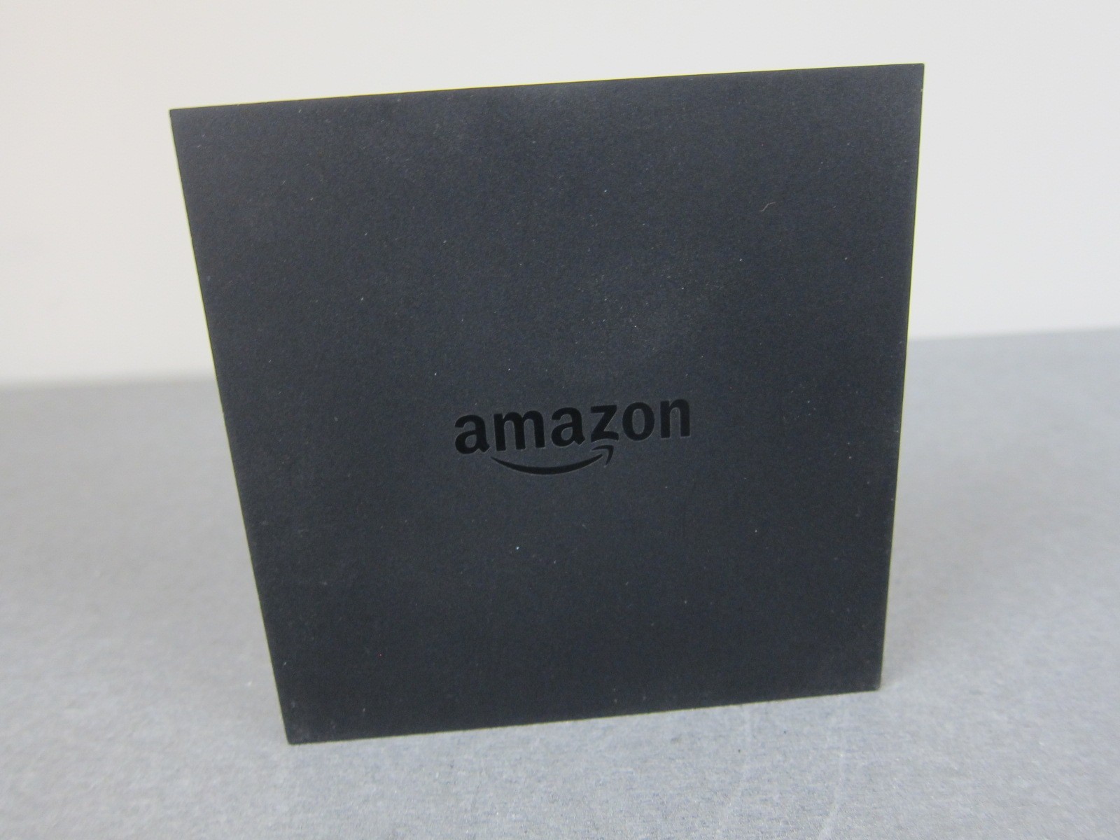 Amazon Fire TV 2nd Gen DV83YW 4K Ultra HD w/Remote & Power Adapter INCLUDED