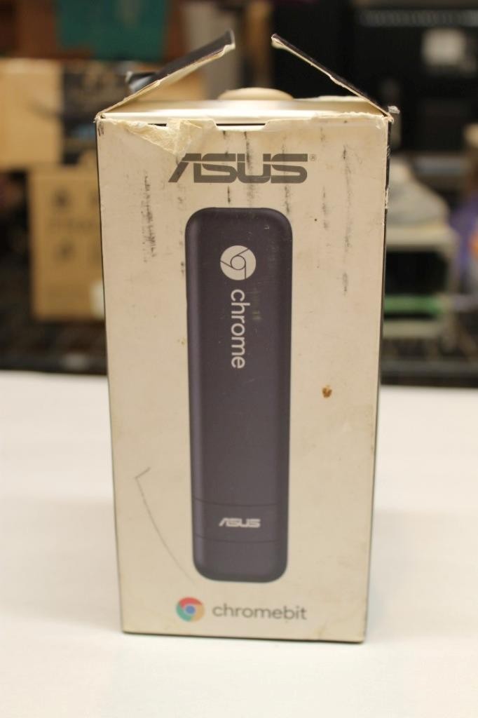 ASUS Chromebit CS10 PC Stick Intel RockChip 3288-C 2 GB LPDDR3L 16 GB EMMC NEW