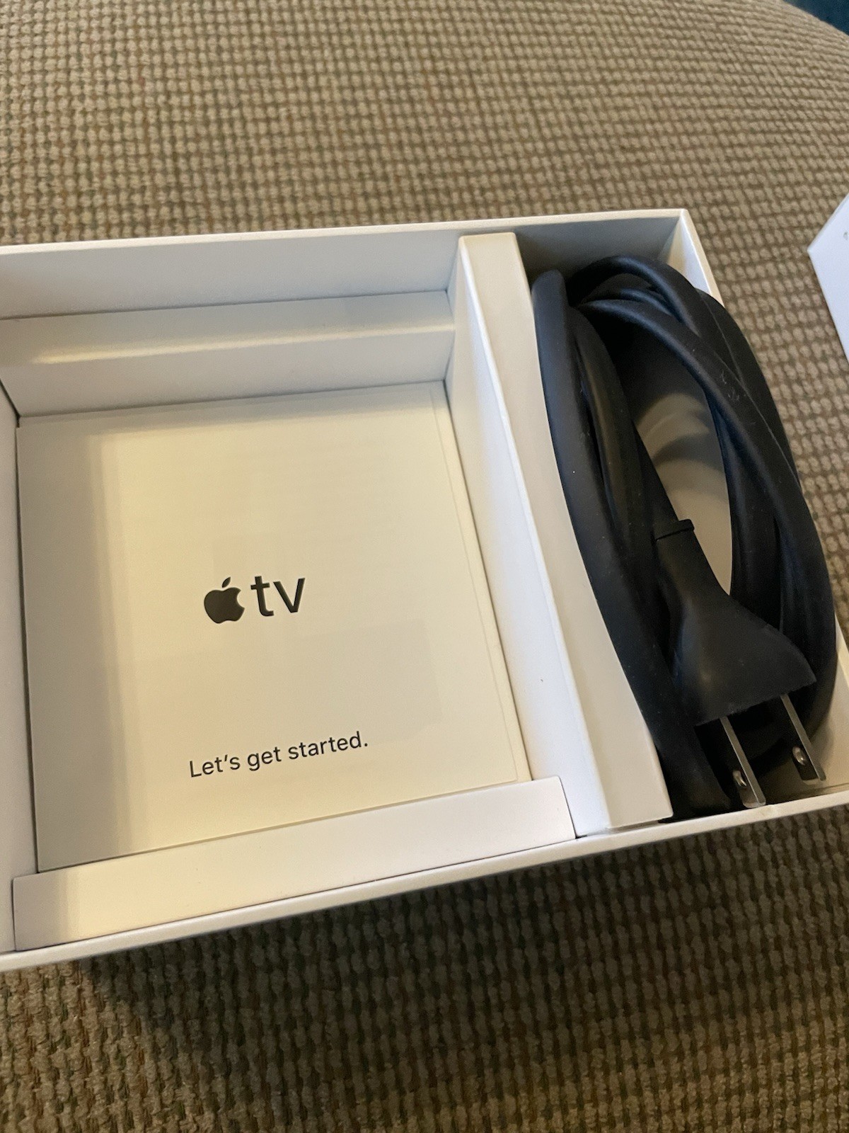 Apple TV 4th Gen 32GB 1080p HDMI AirPlay Siri Media Streamer MR912LL/A