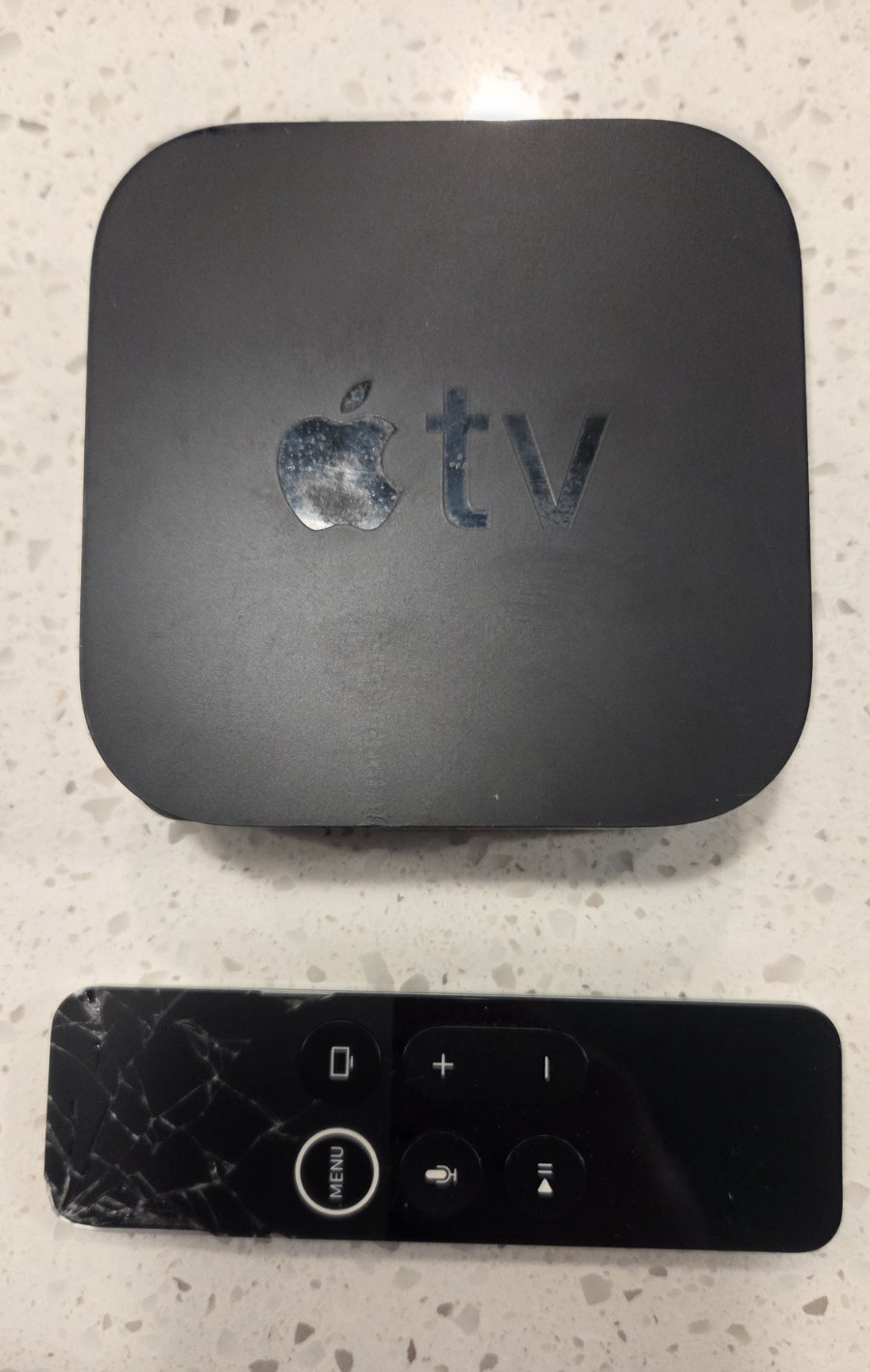 Apple TV HD A1625 32GB 1080p Wi-Fi HDMI Media Streamer w/ Remote And Cables