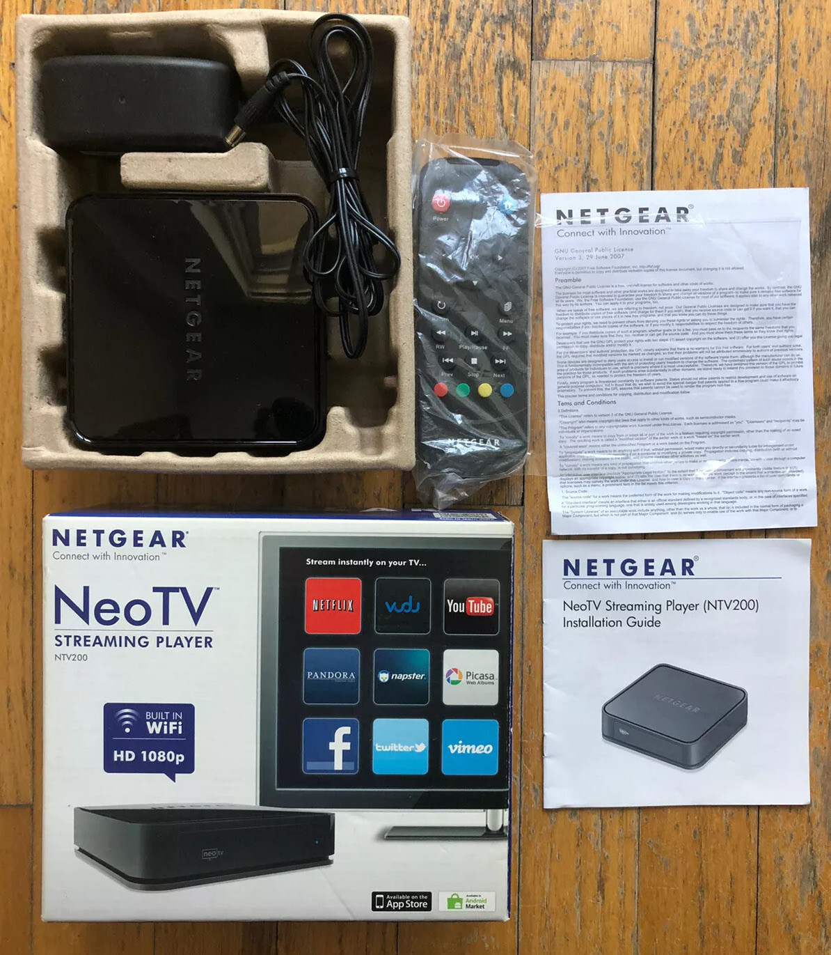 Netgear Neotv NTV200 Network Audio/Video Streaming Player