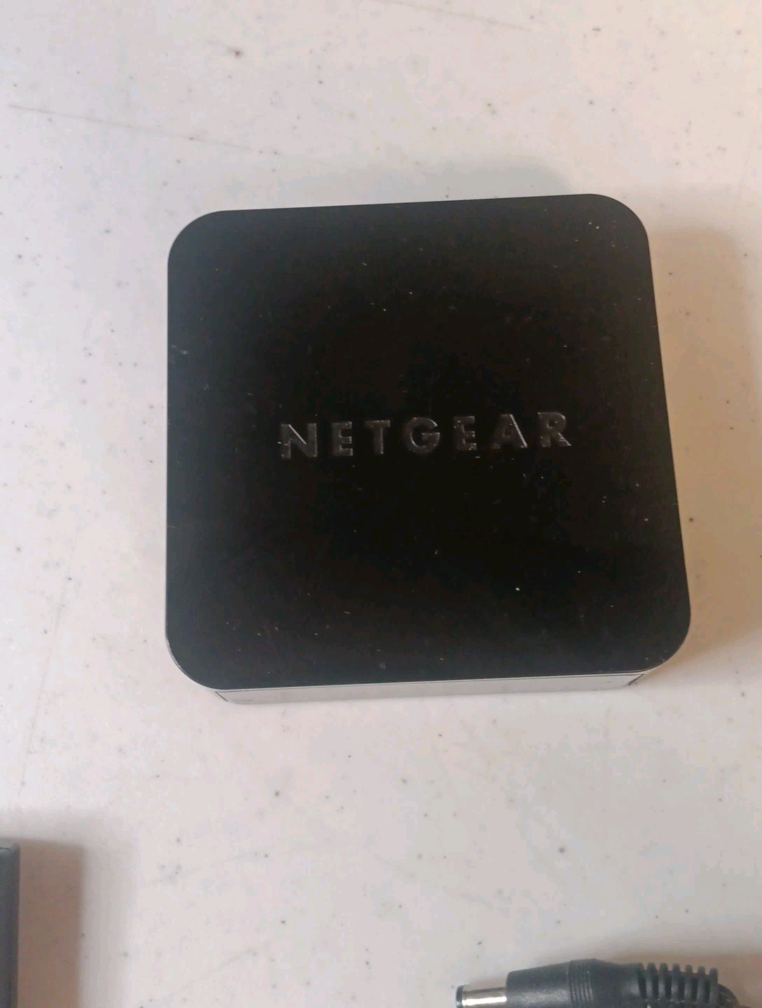 NetGear NeoTV HD TV Streaming Media Player Console Streamer NTV300SL