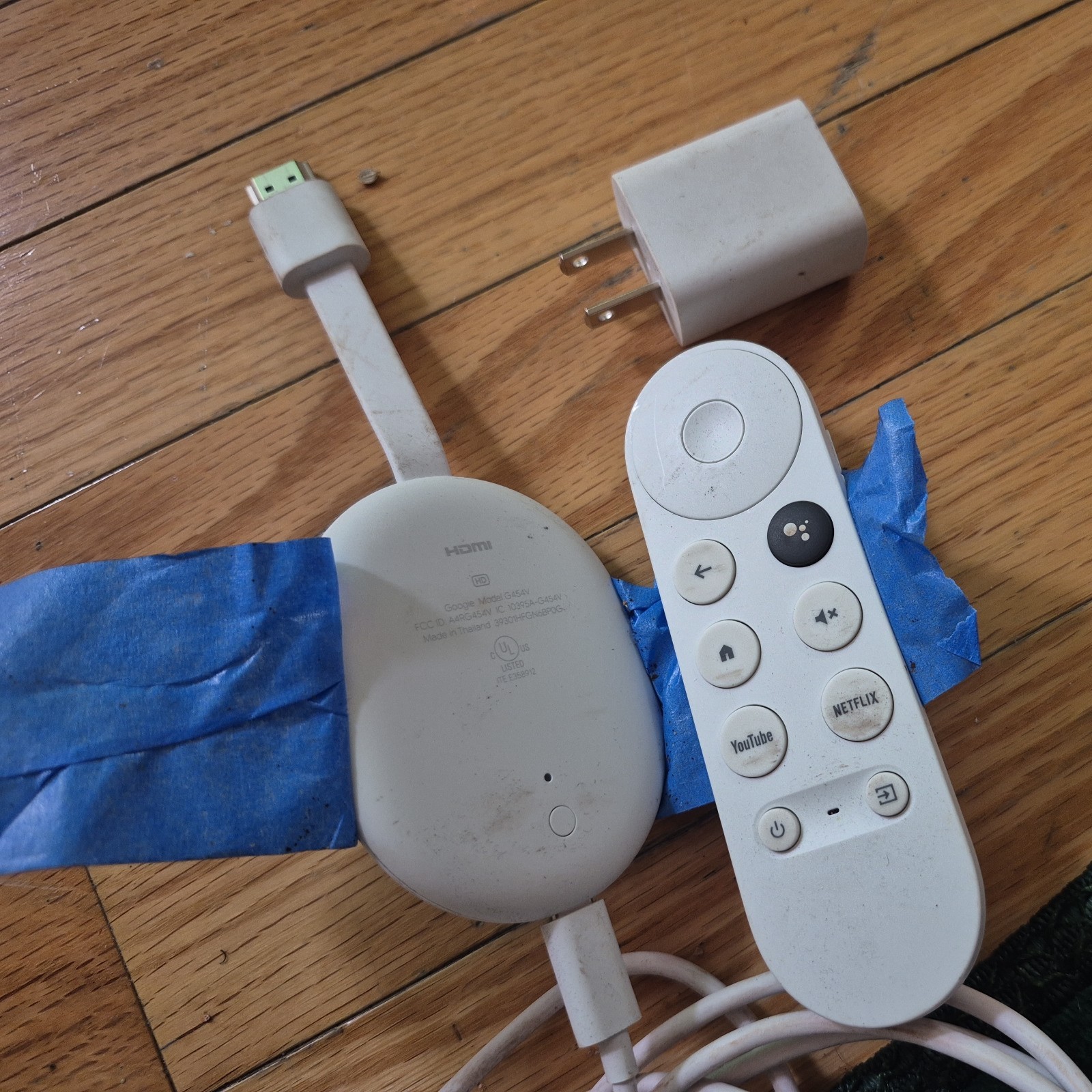 Google Chromecast HD G454V Media Streamer – Snow (FACTORY RESET)