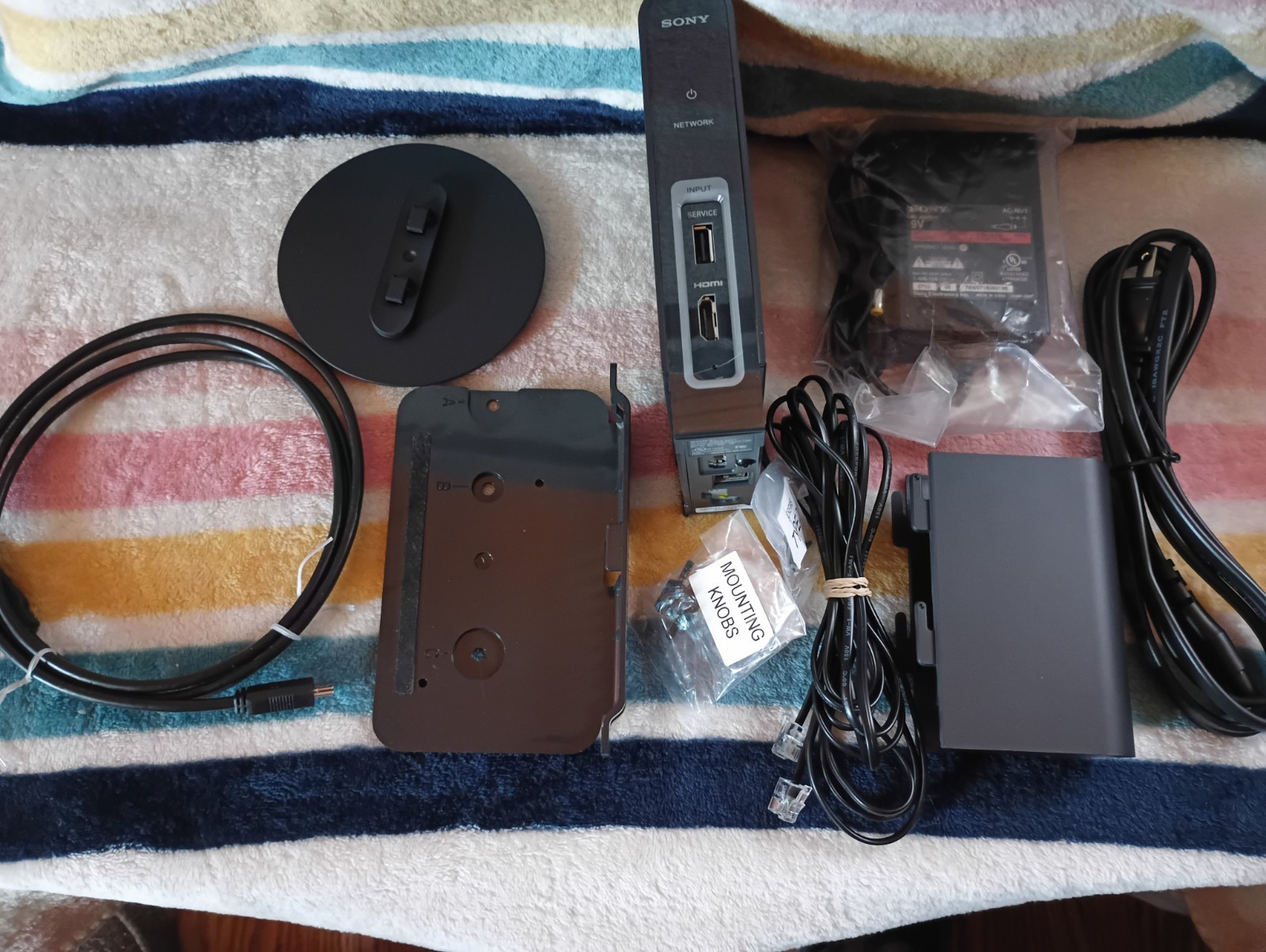 Sony Bravia Internet Video Link DMX-NV1 Network Video Receiver HDMI Cables