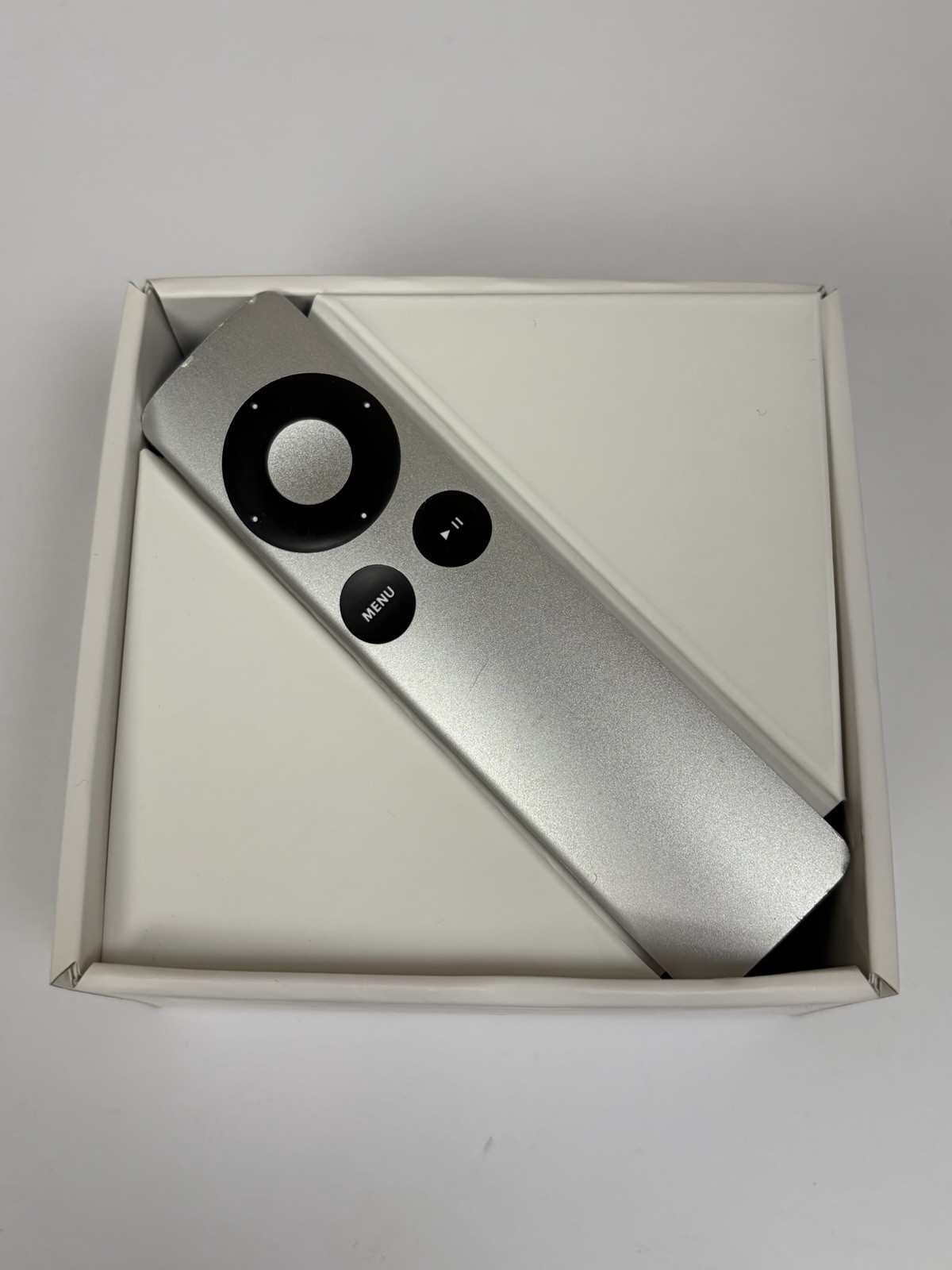 Apple TV 3rd Gen A1469 Rev A 1080p HD Media Streamer – Complete In Box CIB Works