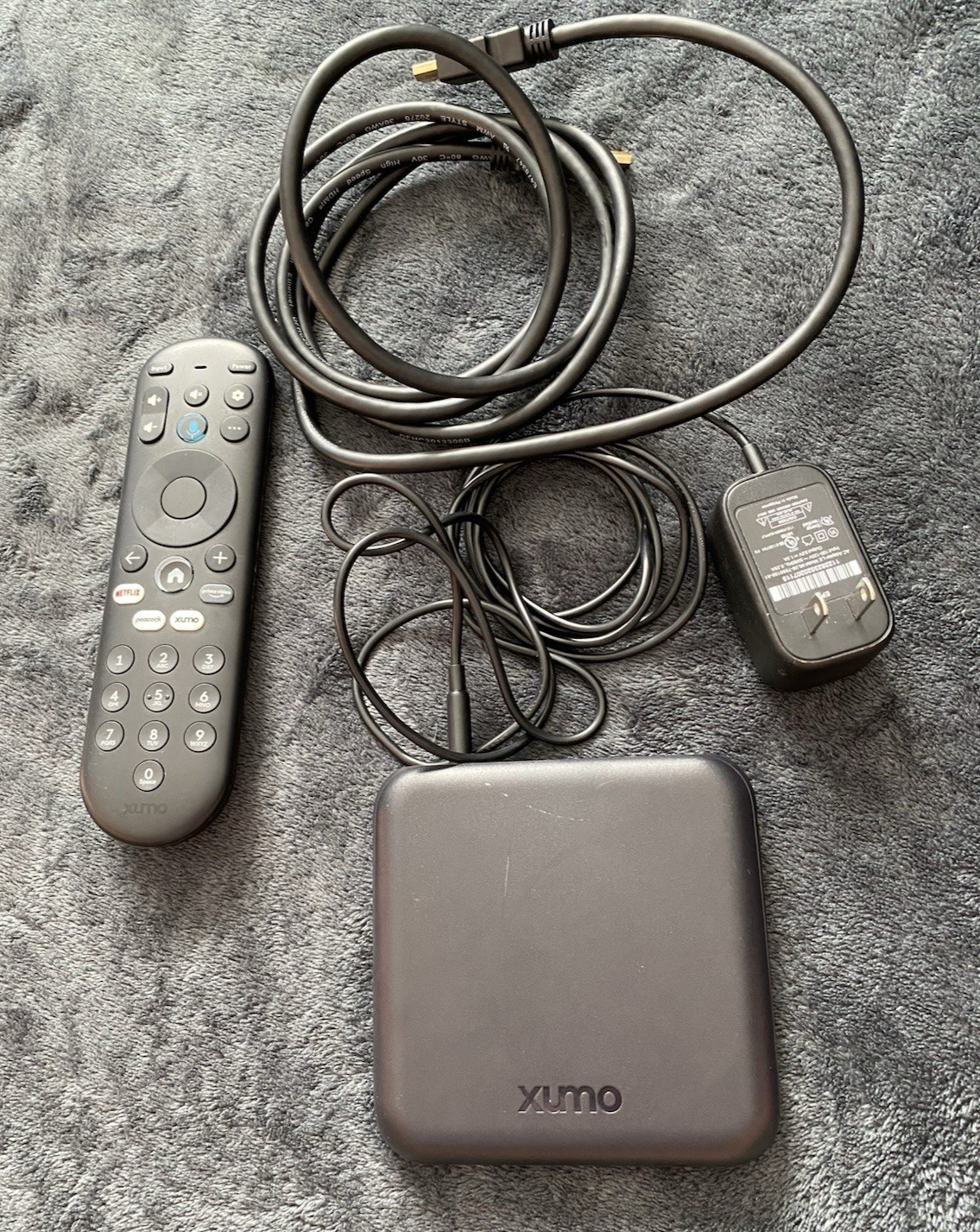 Xumo SCXI11BEI XiOne – SC(B) Stream Box With Remote And Power Adapter