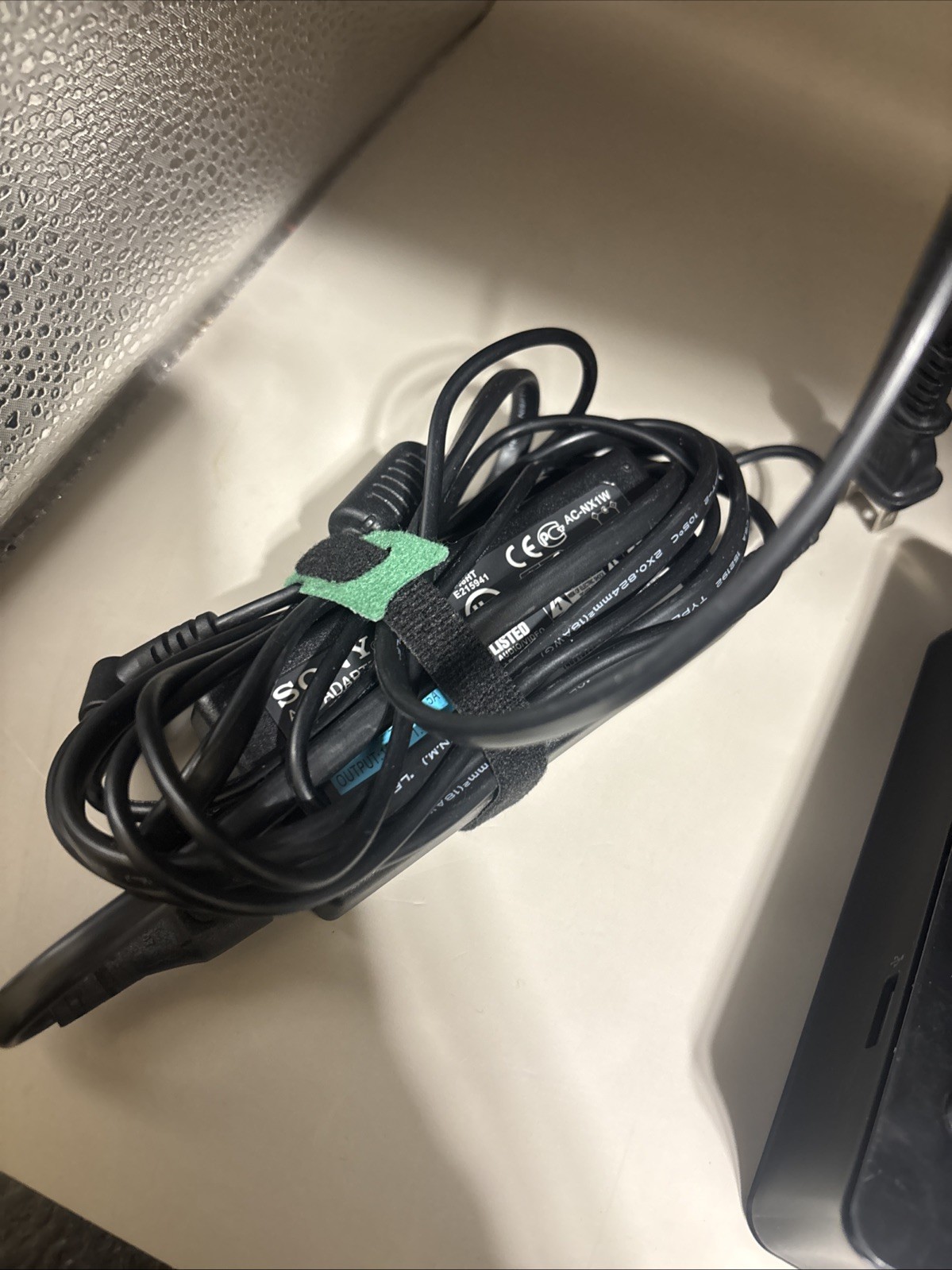 Sony SMP-N200 Network Media Player / Power Adapter / No Remote
