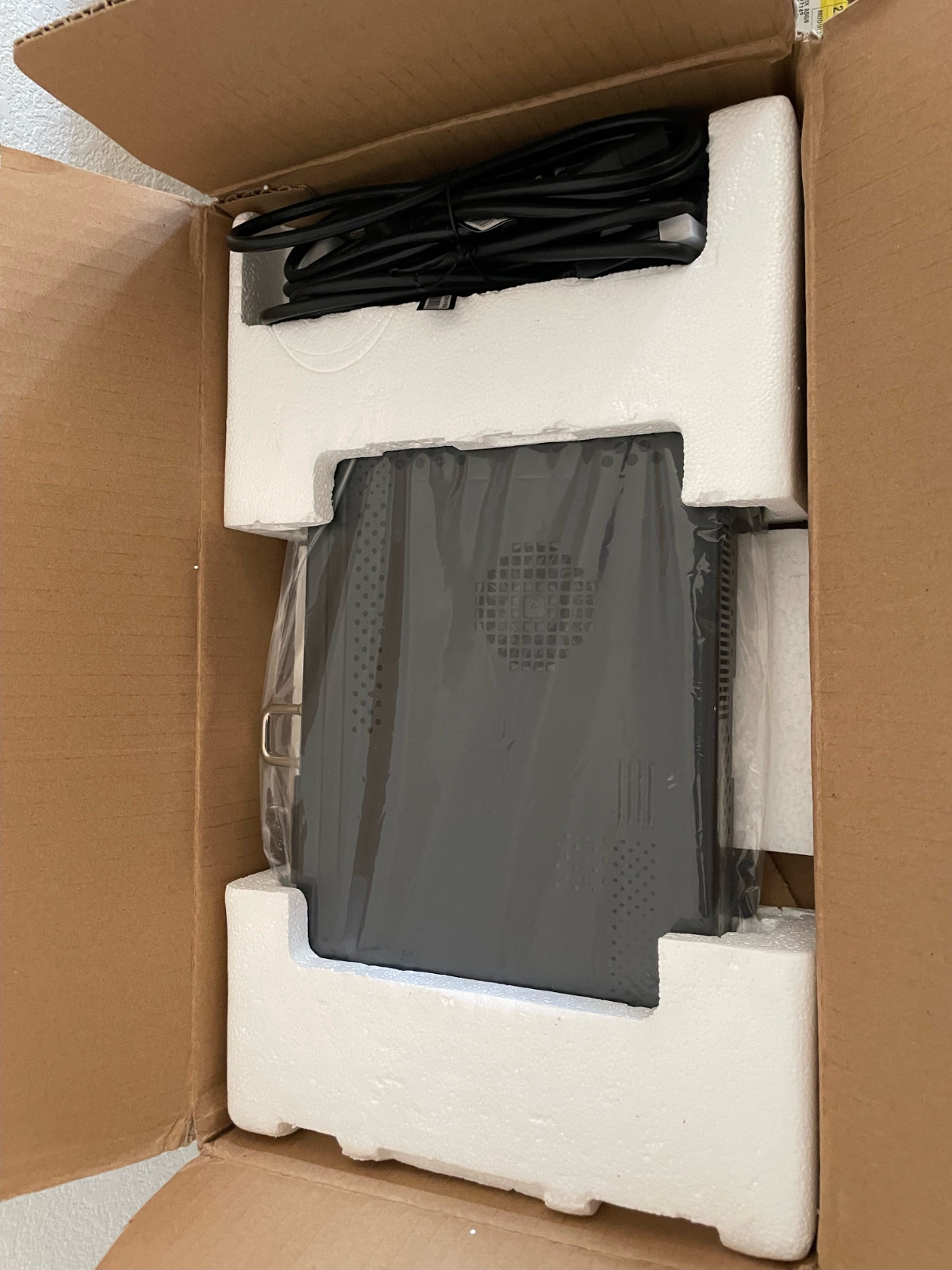 Samsung Set-Back Box SBB-B64DV4/ZA for Video Walls and Digital Signage