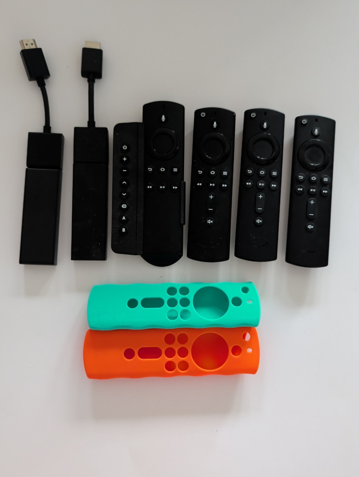Lot of 4 Amazon Fire TV Alexa Voice Remotes And 2 Fire Sticks