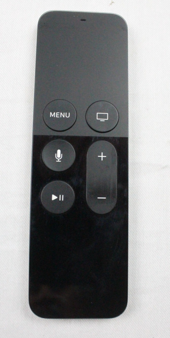 Apple TV 4th Gen A1625 32GB Black Streaming Media Player With Remote And Cables
