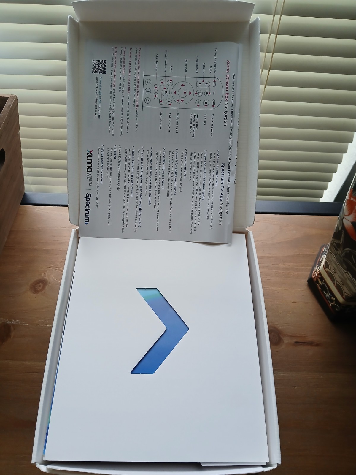 Xumo 4K UHD Stream Box NO AC ADAPTER ESST11AEI