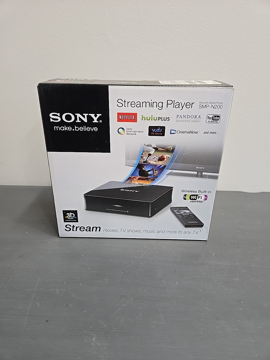 Sony SMP-N200 Network Media Player / Remote / Power Adapter / Complete