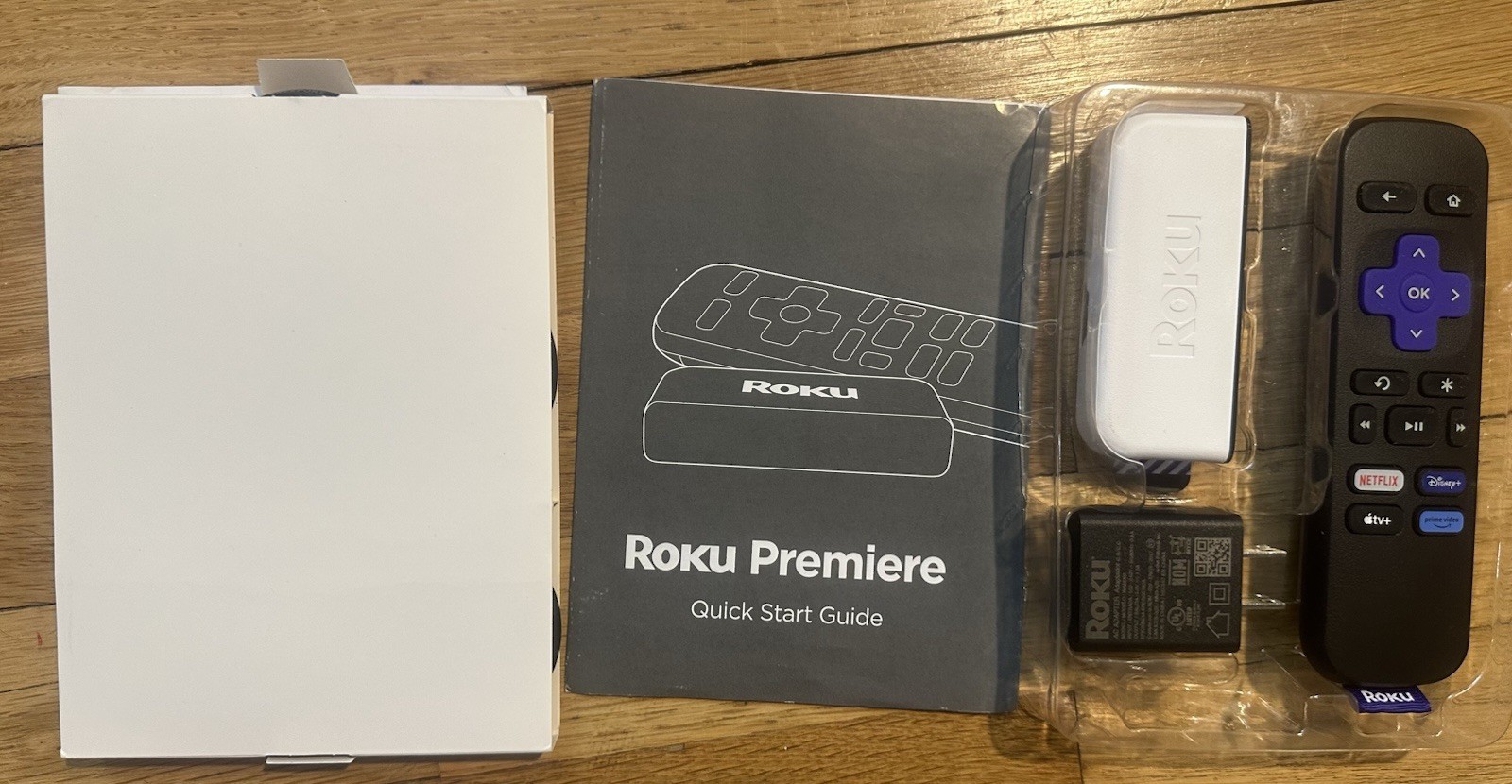 Roku Premiere 3920RW-SW 4K/HDR Streaming Player / High Speed HDMI Cable