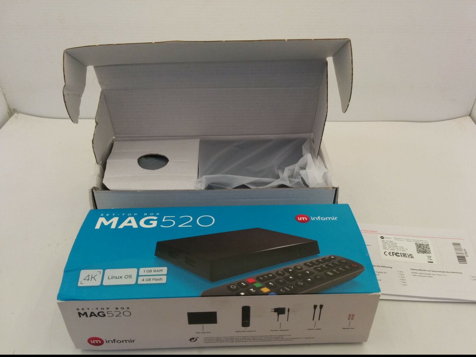 INFOMIR MAG520 SET-TOP BOX WITH REMOTE, ADAPTER, HDMI CABLE AND BATTERIES, NIB