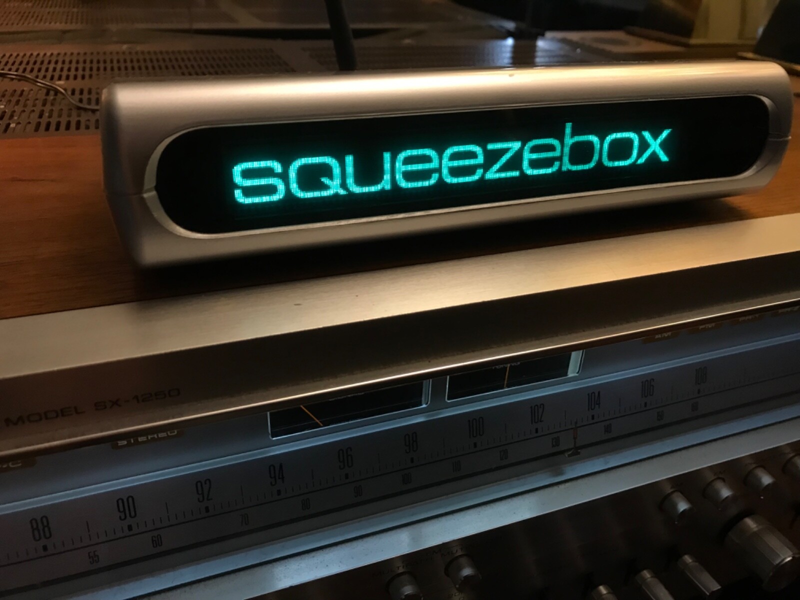 Rare Logitech Squeezebox 2 Network Streamer/DAC With Remote