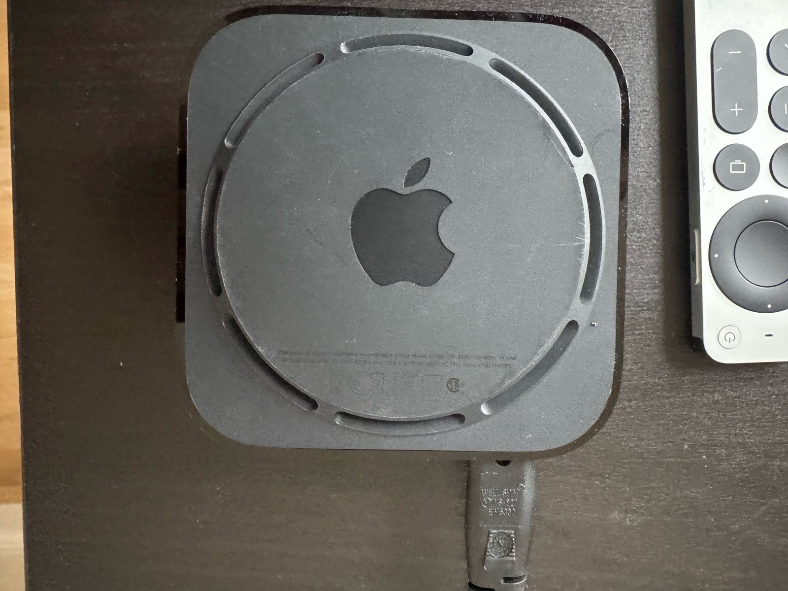 Apple TV 4K A2169 32GB (2nd Gen 4K) Media Streamer