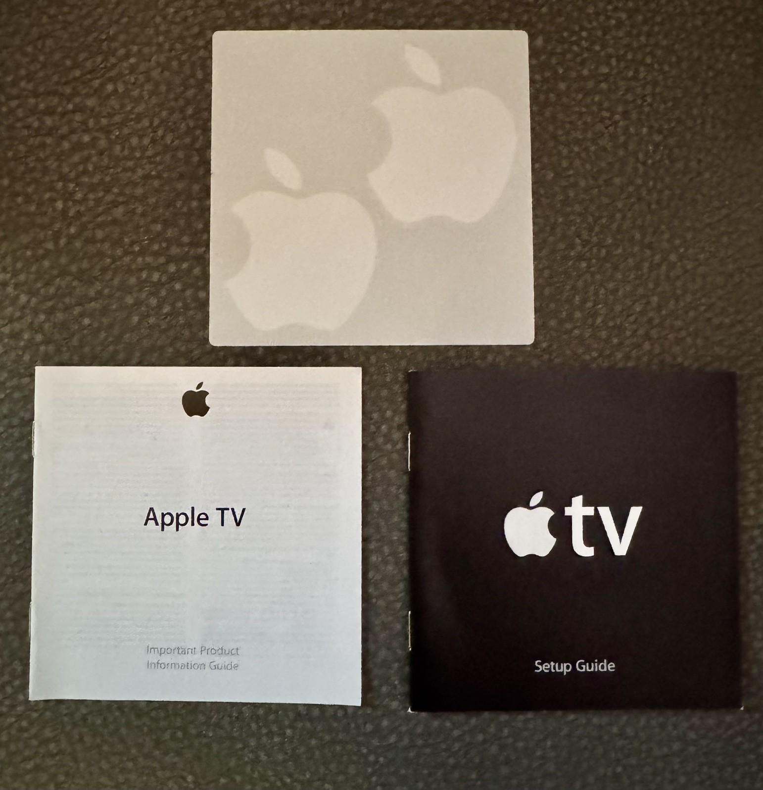 2nd Gen. Apple TV Media Streaming Player (A1378 MC572LL/A) w/Remote/HDMI & Box