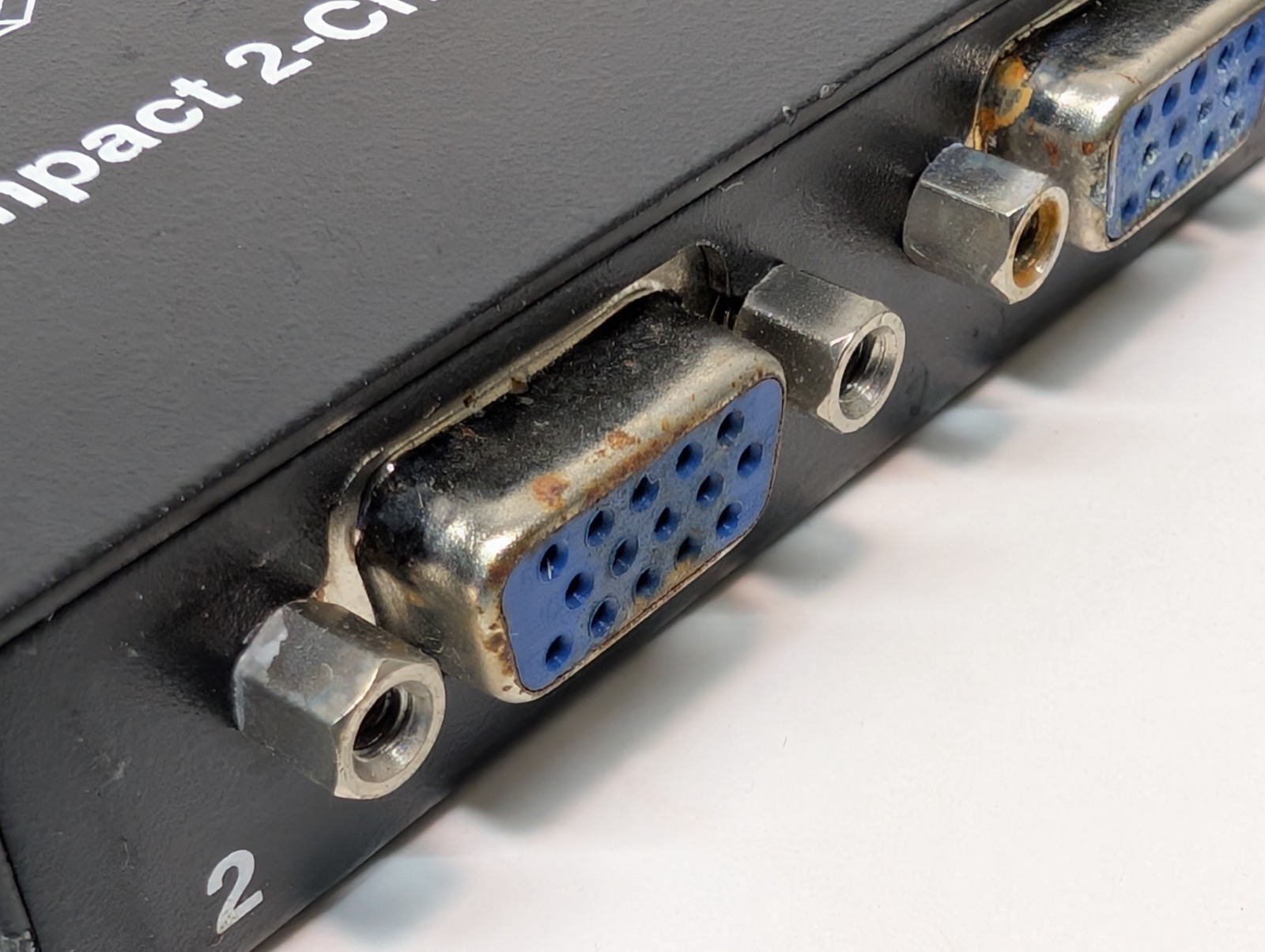 (3) Black Box Compact 2-Channel Simultaneous Display Video Splitters, AC1056-2