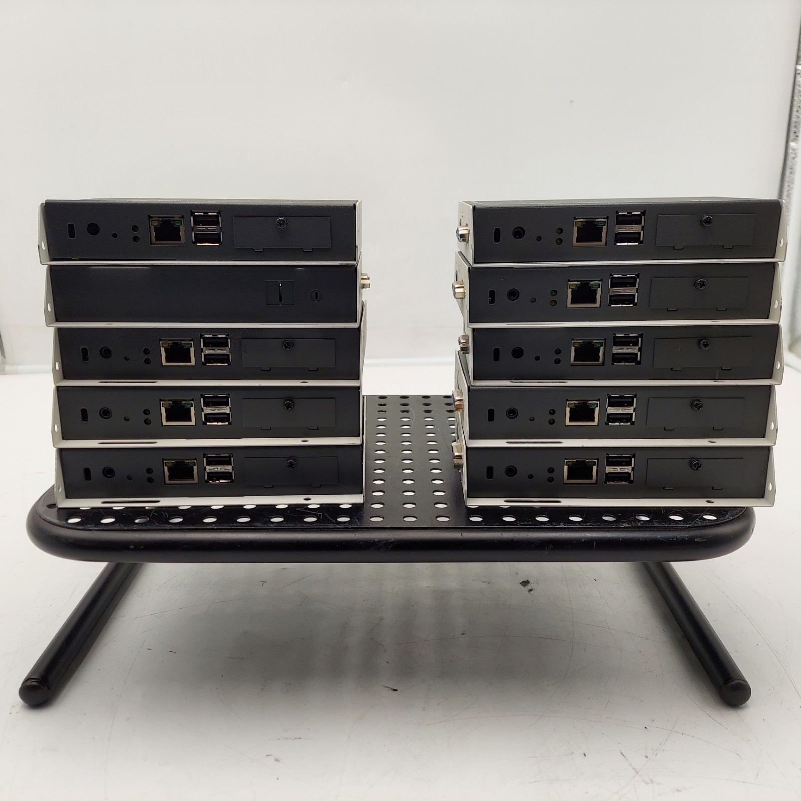 LOT OF 8 Digital Signage Media Appliance XMP-3250 Digital Media Player