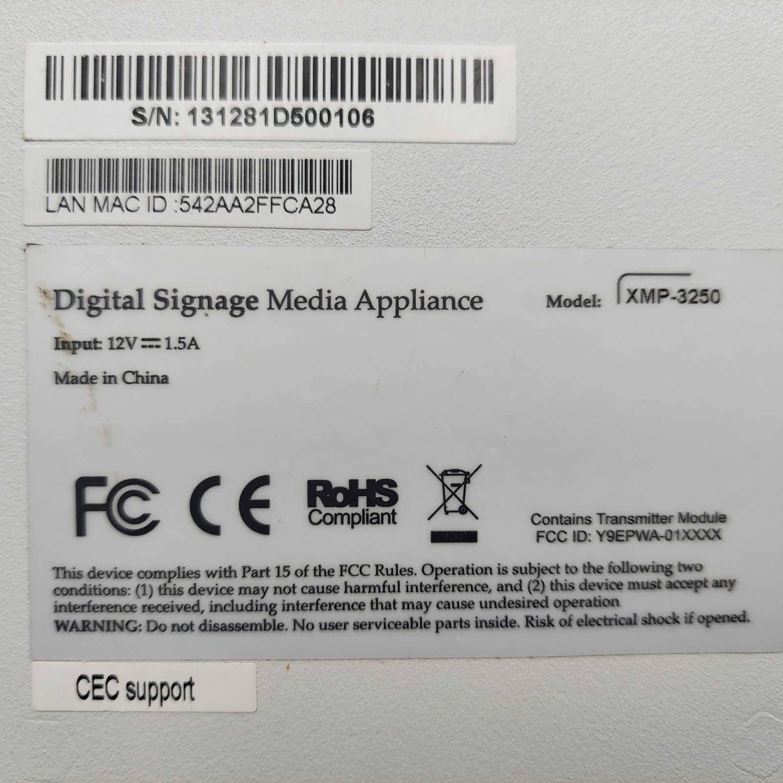 LOT OF 8 Digital Signage Media Appliance XMP-3250 Digital Media Player