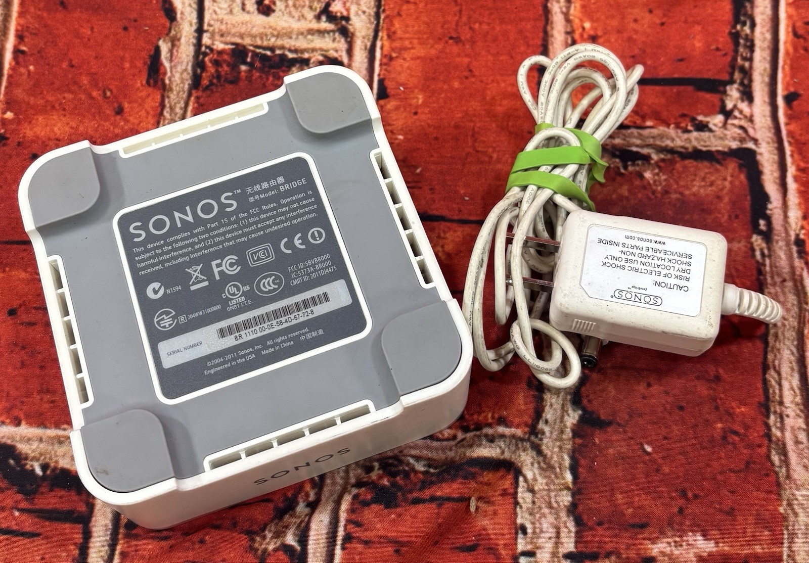 Sonos Connect Bridge (white) with adapter