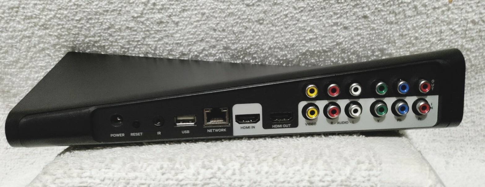Sling Media Slingbox 500 Digital Media Streamer SB500 w/ Cables Remote Complete