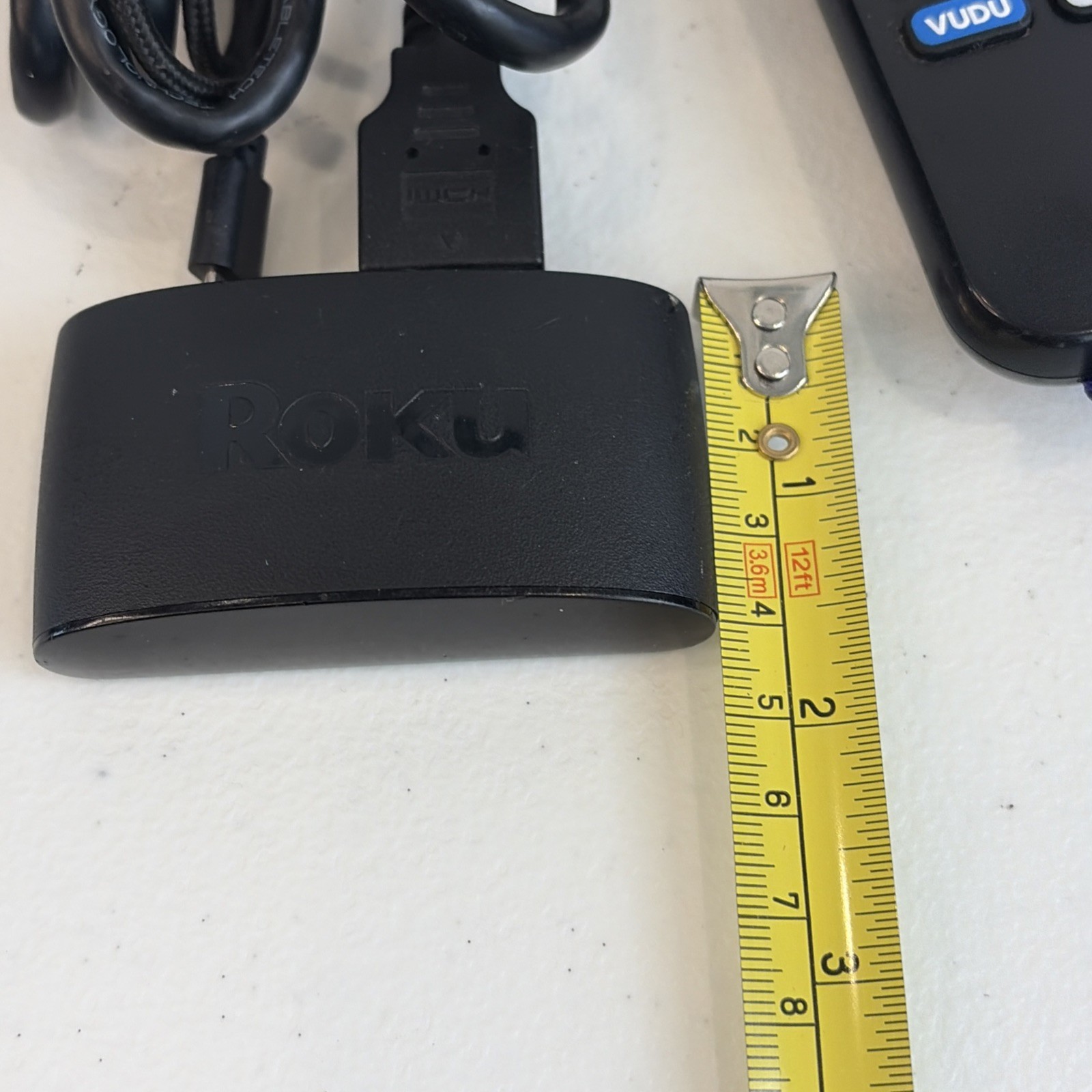 Roku 3930X Express HD Streaming Media Player w/ Remote & USB Outlet Adapter READ