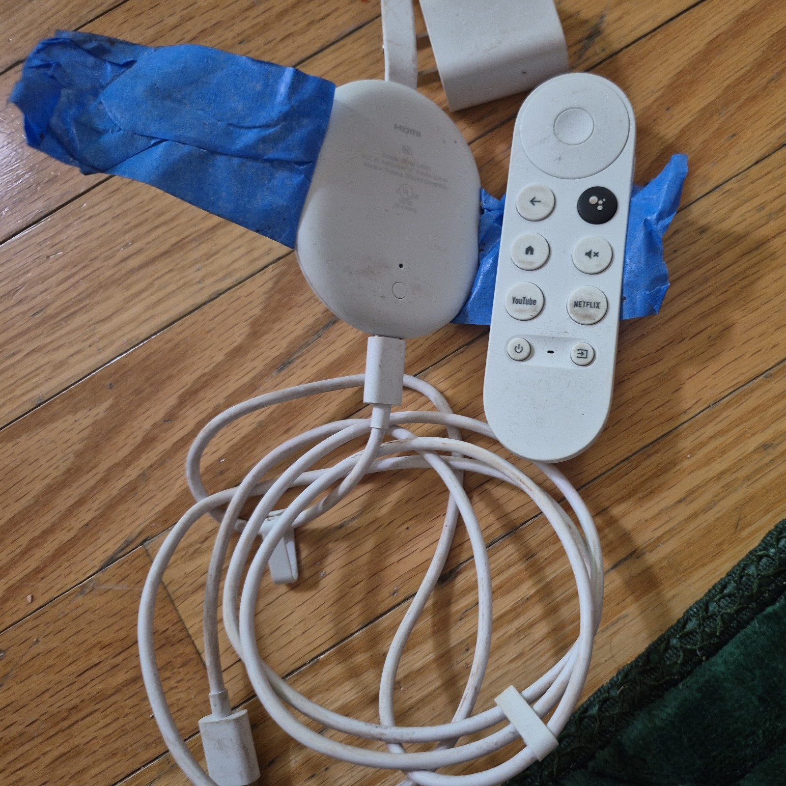 Google Chromecast HD G454V Media Streamer – Snow (FACTORY RESET)