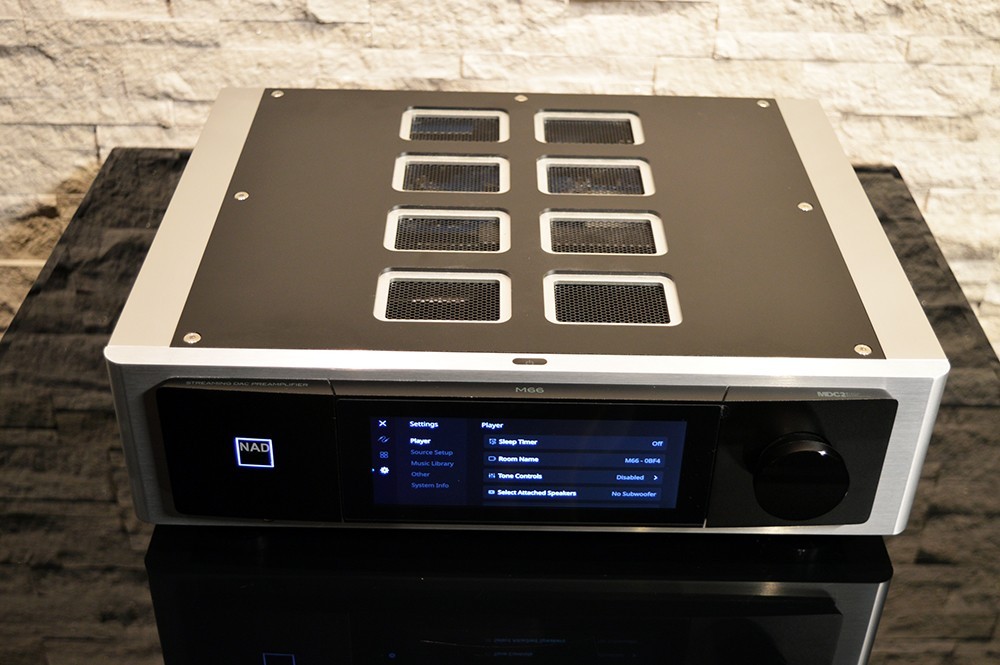 NAD Master Series M66 Streaming Stereo Preamplifier / DAC / MM,MC Phono Input
