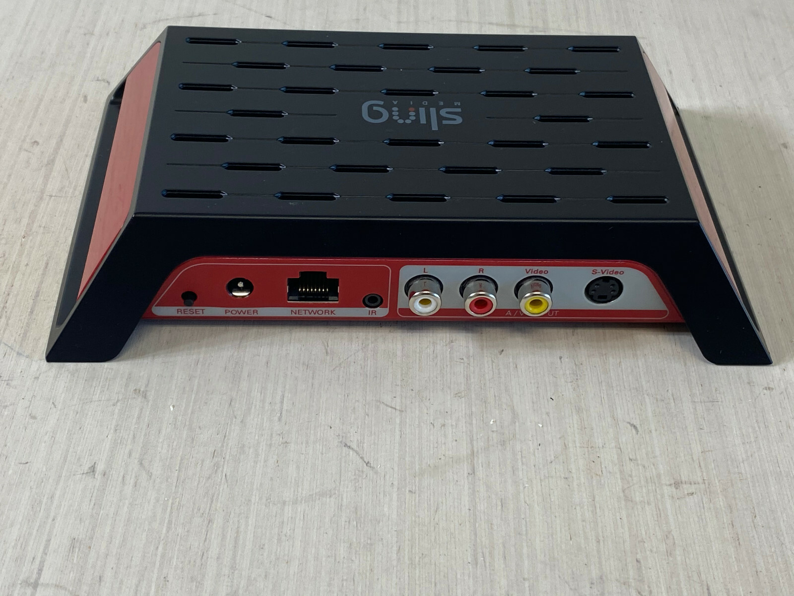 T6: Sling Media SB240-100 Digital HD Media Streamer