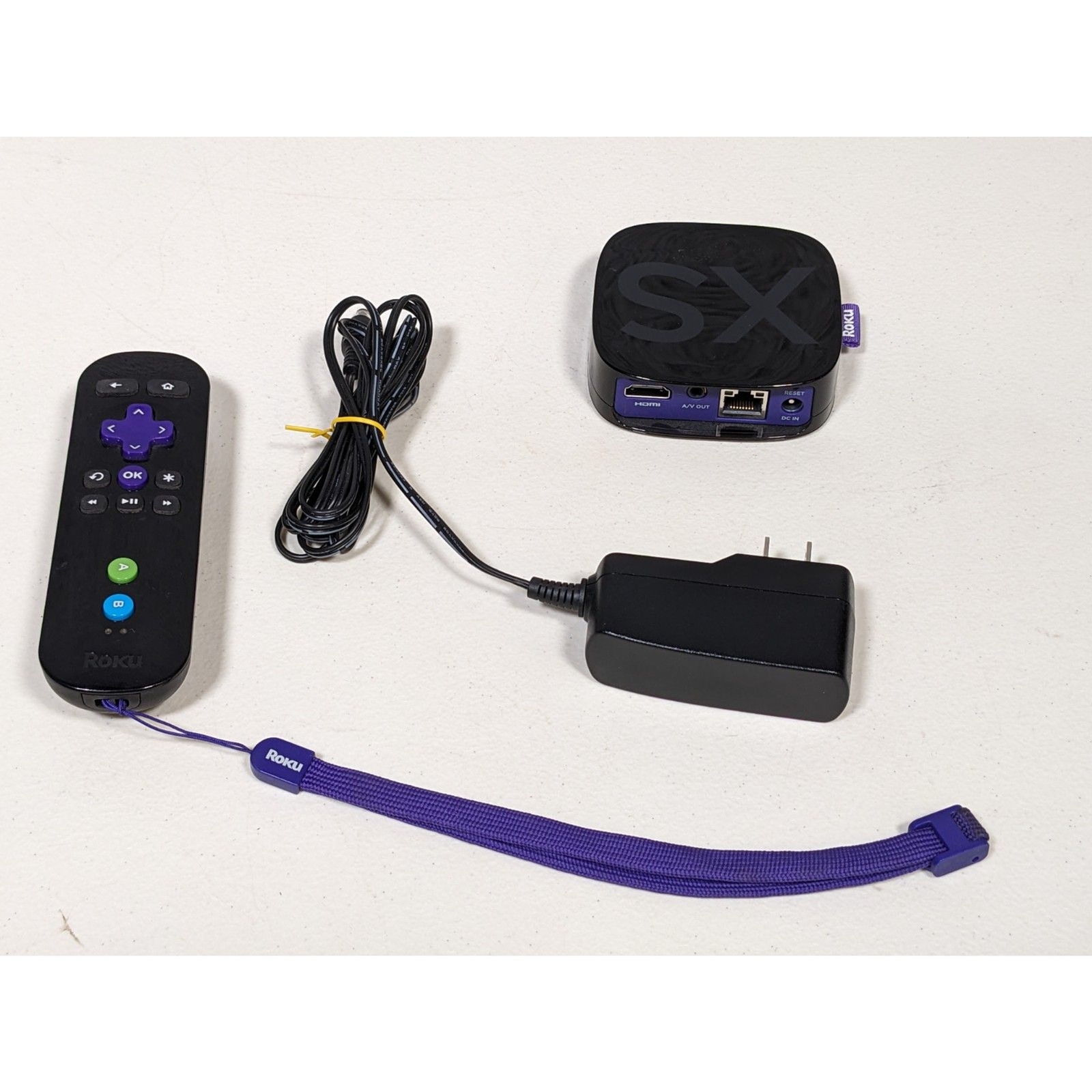 Roku 2 XS 3100X 1080p Streaming Player with Remote and Power Supply